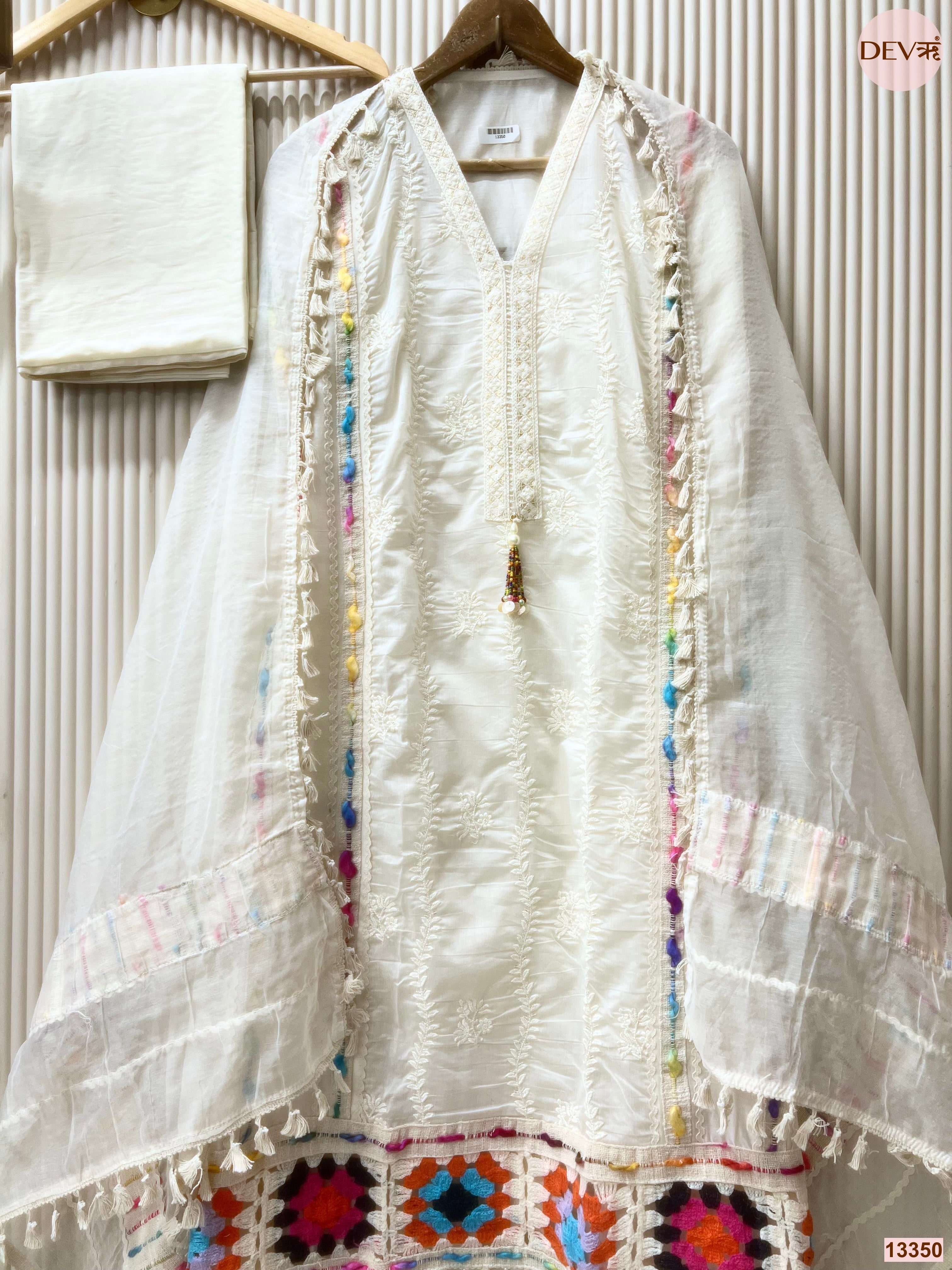 White Mul Chanderi Embroidered Unstitched 3-Piece Suit (Devri – D.No 13350)
