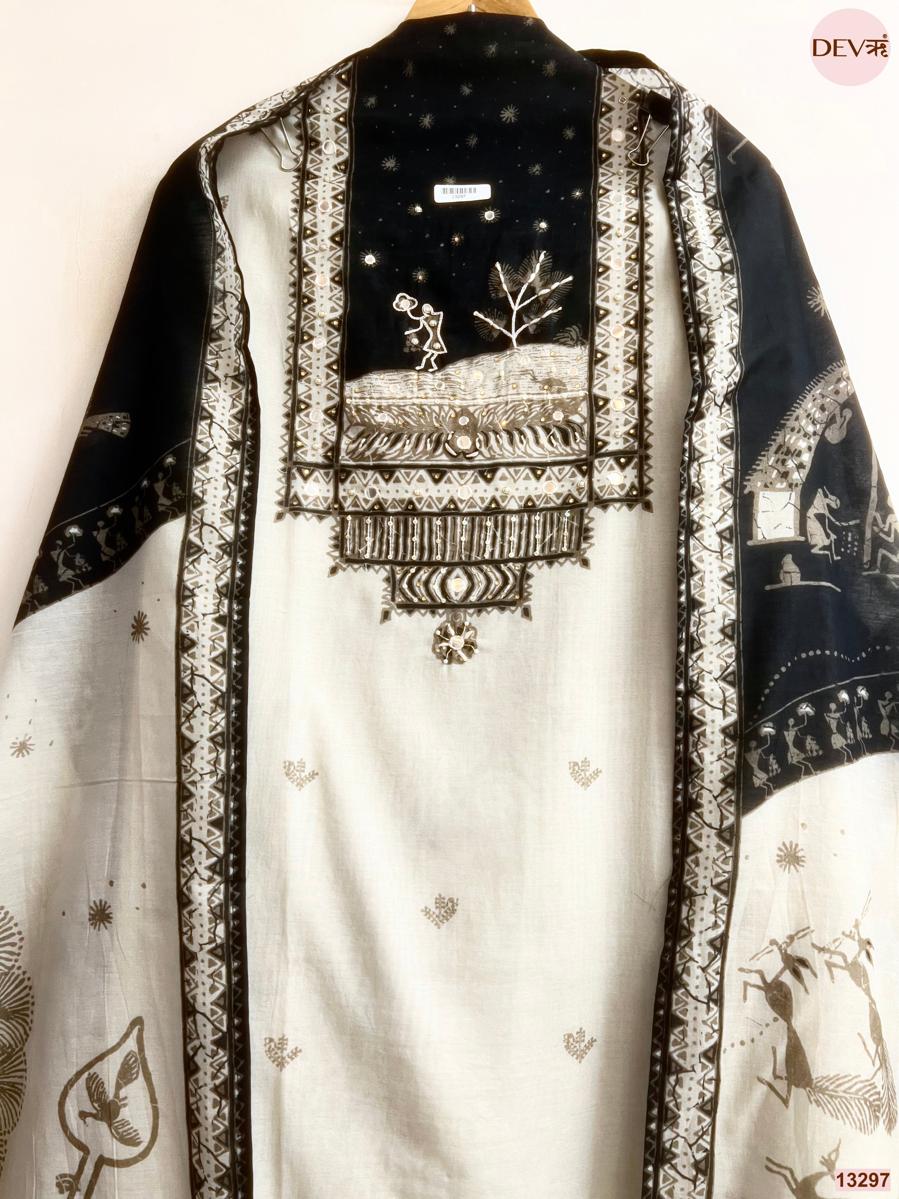 Cream Mul Cotton Printed Unstitched 3-Piece Suit (Devri – D.No 13297)