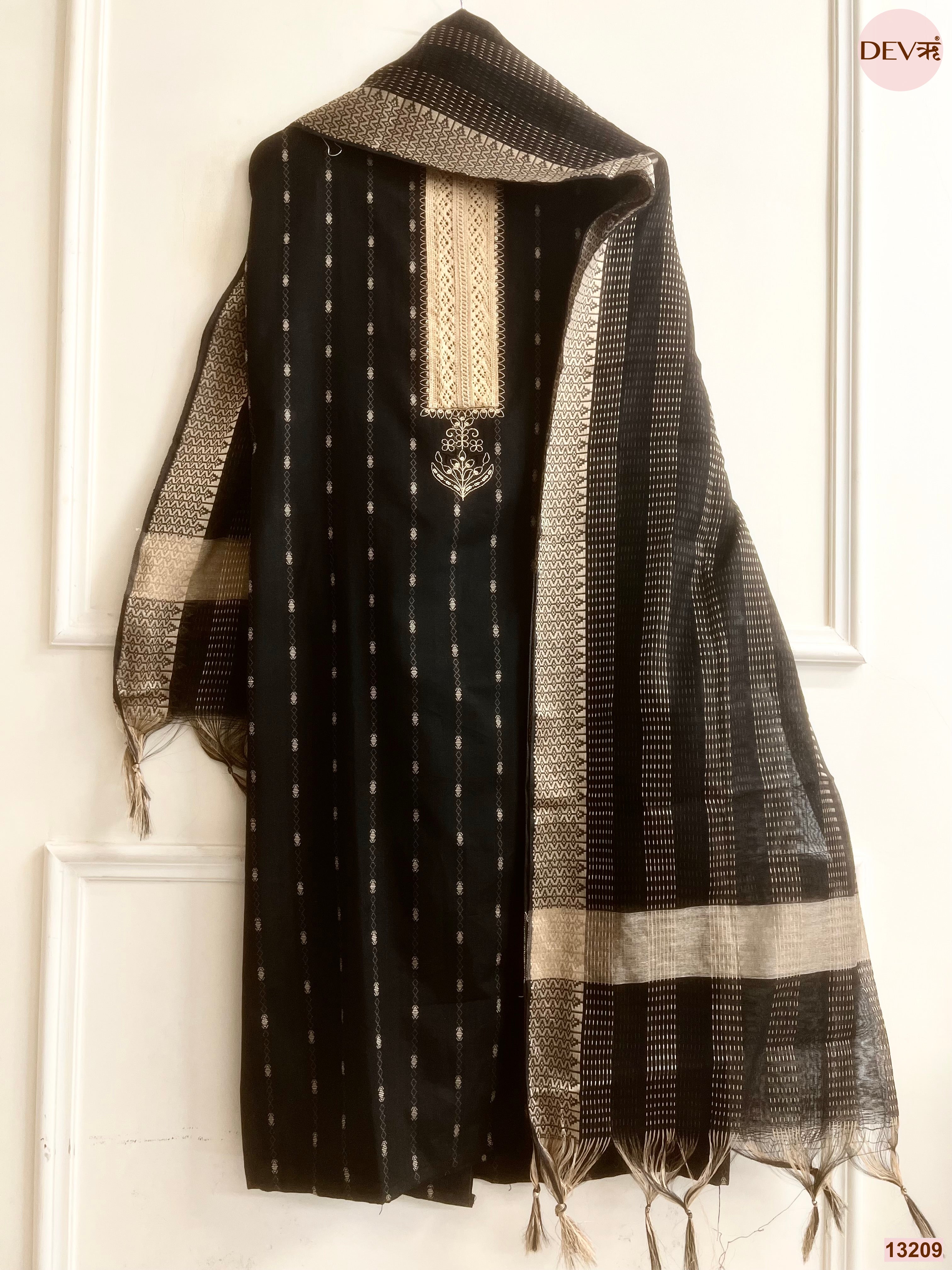 Black Cotton Handloom Printed Unstitched 3-Piece Suit (Devri – D.No 13209)