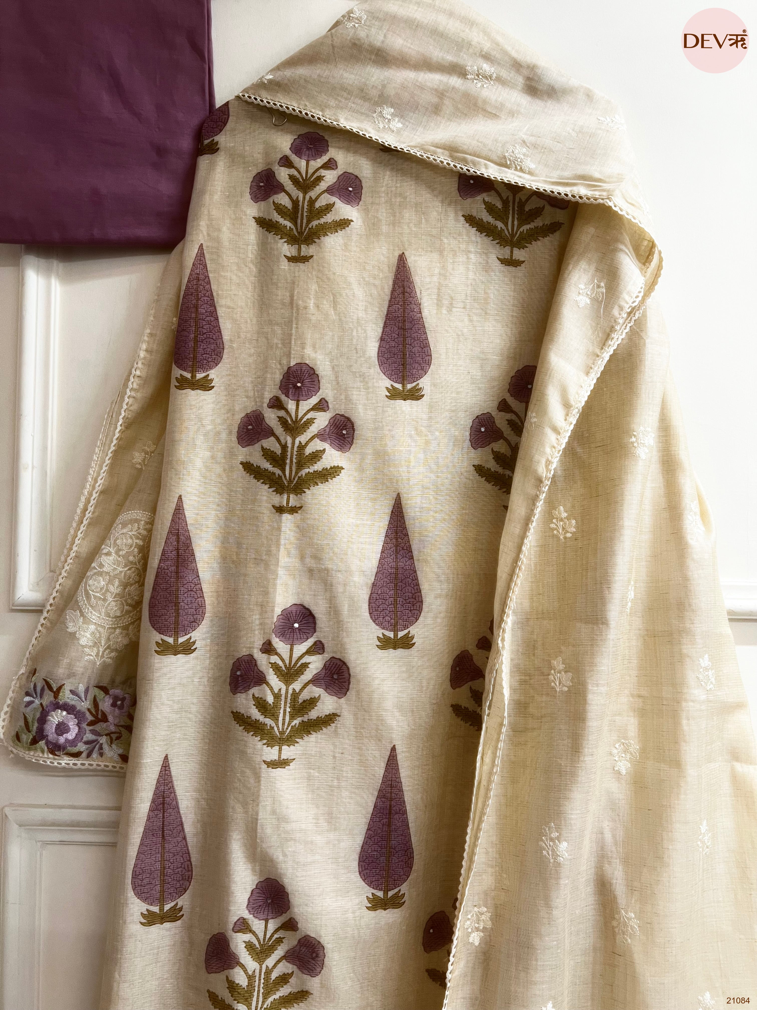 Beige Mul Chanderi Printed Unstitched 3-Piece Suit (Devri – D.No 21084)