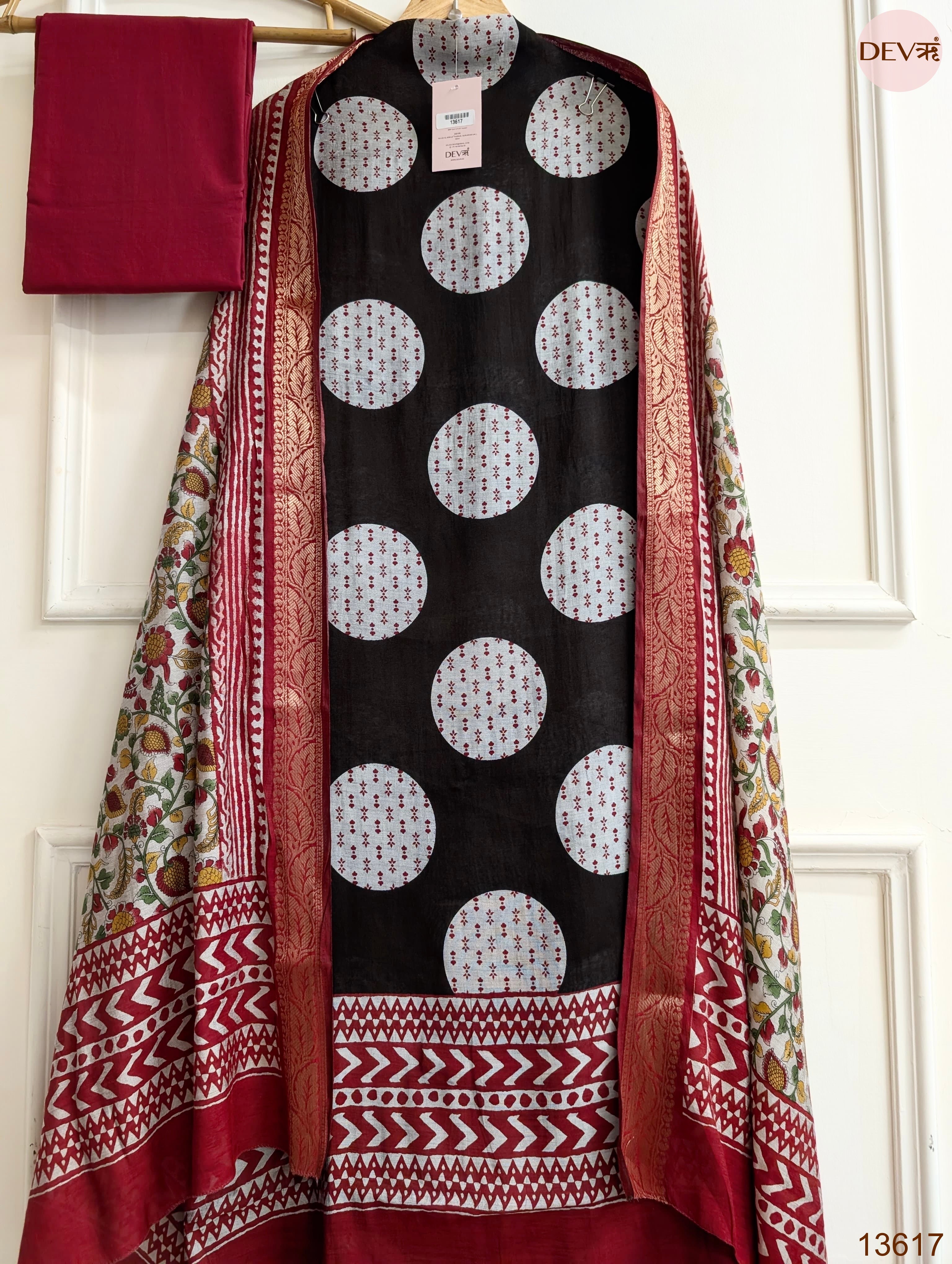 Black Maheshwari Silk Printed Unstitched 3-Piece Suit (Devri – D.No 13617)