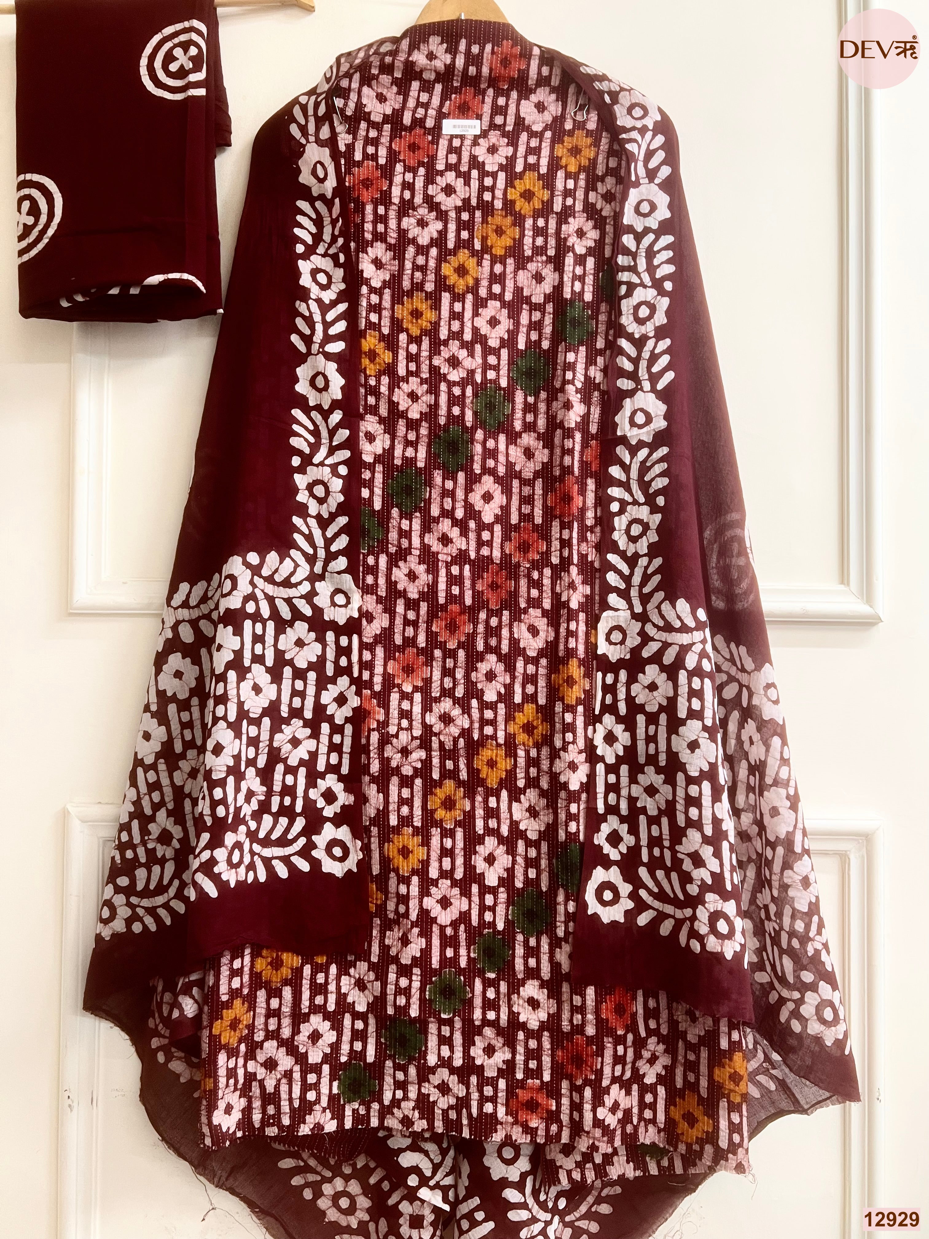 Maroon Cotton Batik Printed Unstitched 3-Piece Suit (Devri – D.No 12929)