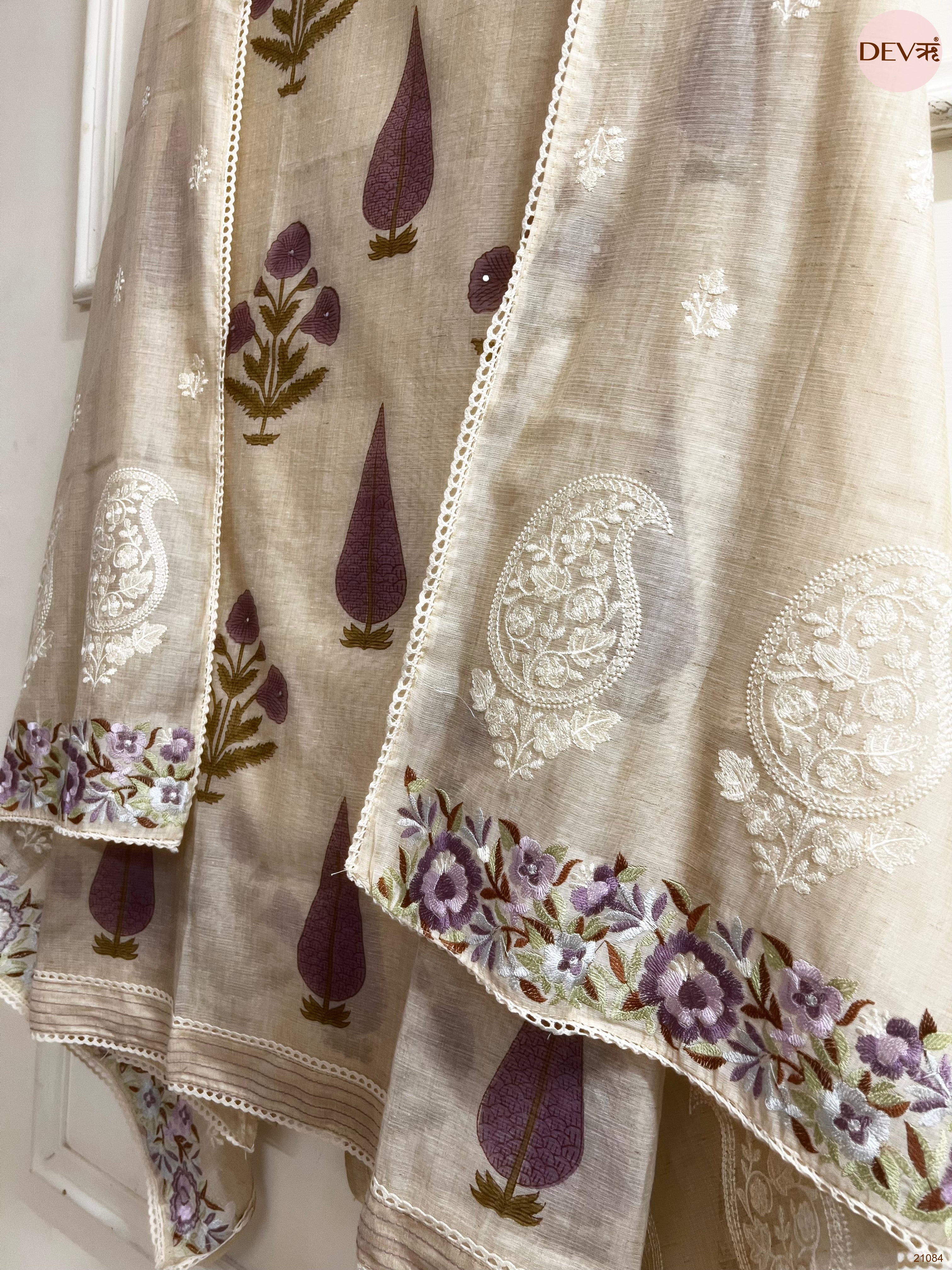 Beige Mul Chanderi Printed Unstitched 3-Piece Suit (Devri – D.No 21084)