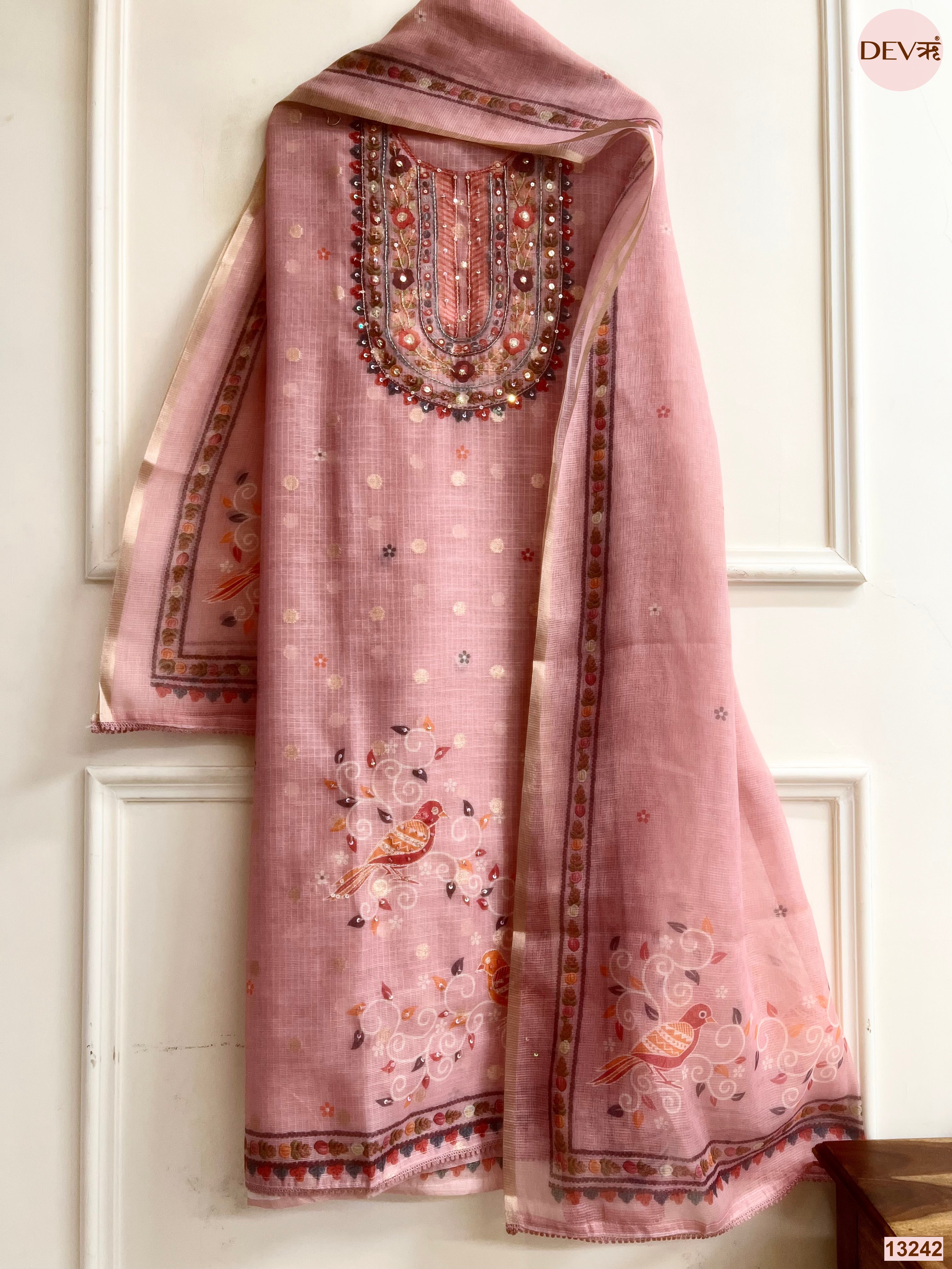 Pink Kota Printed Unstitched 3-Piece Suit (Devri – D.No 13242)