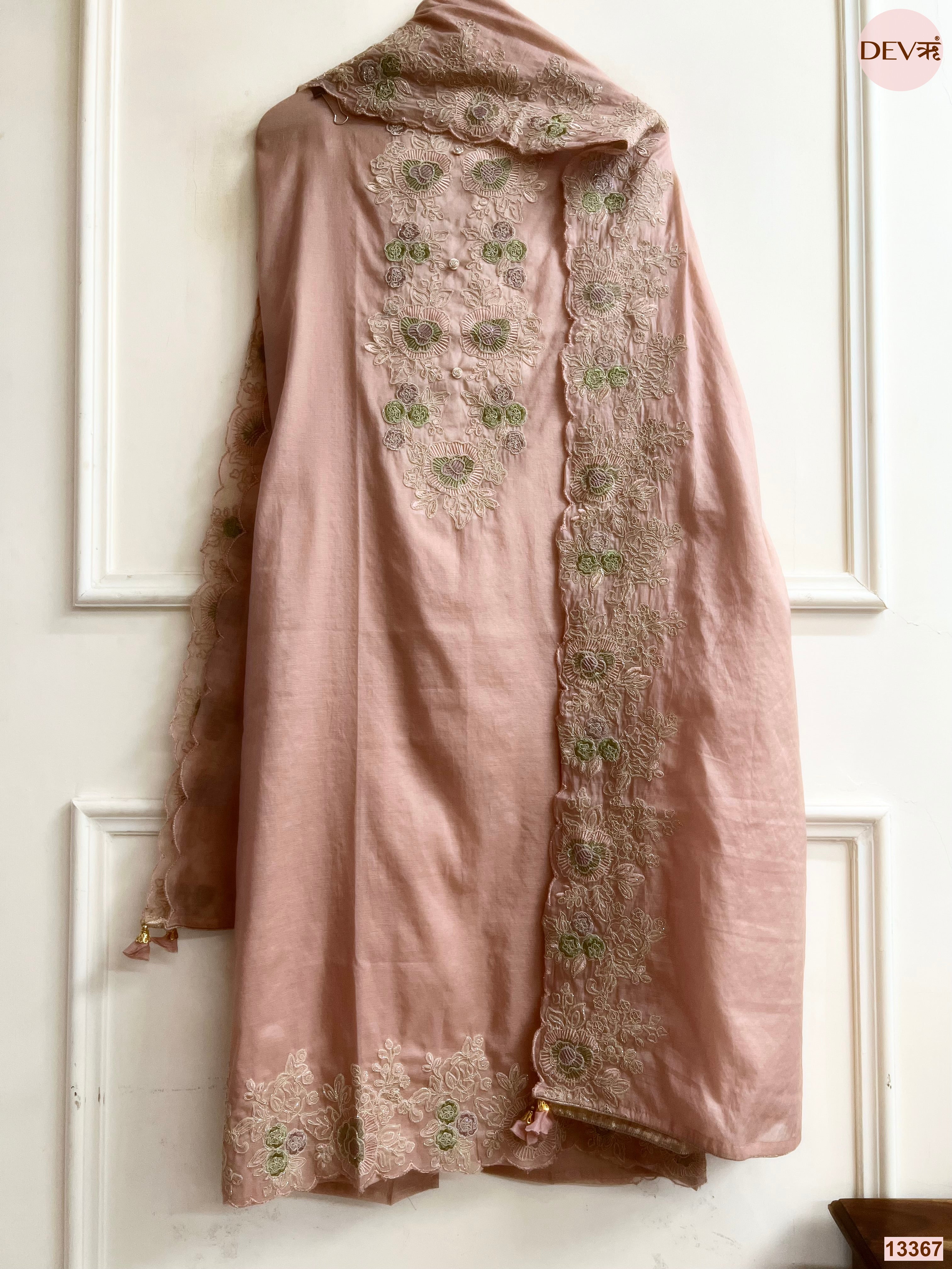 Peach Mul Chanderi Embroidered Unstitched 3-Piece Suit (Devri – D.No 13367)