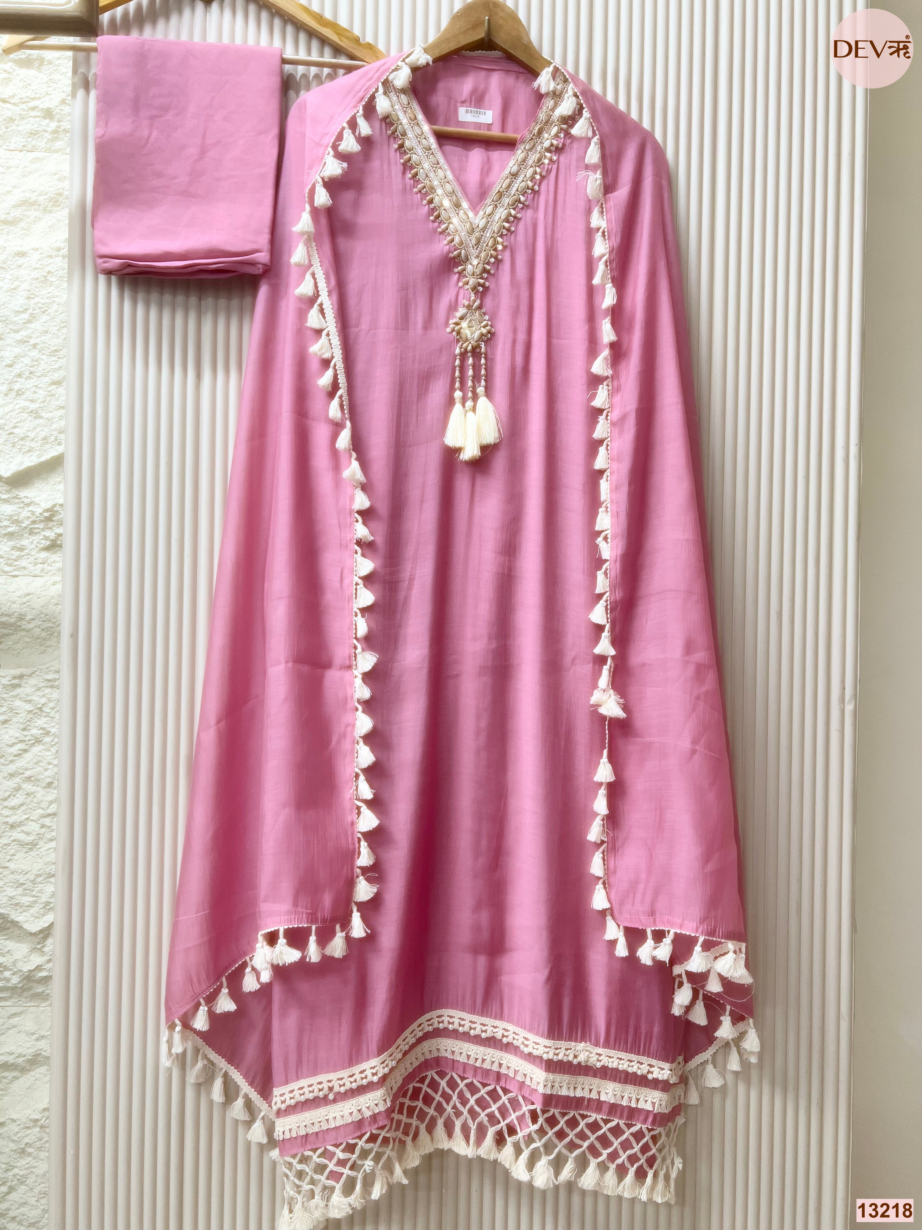 Pink Mul Chanderi Hand Unstitched 3-Piece Suit (Devri – D.No 13218)