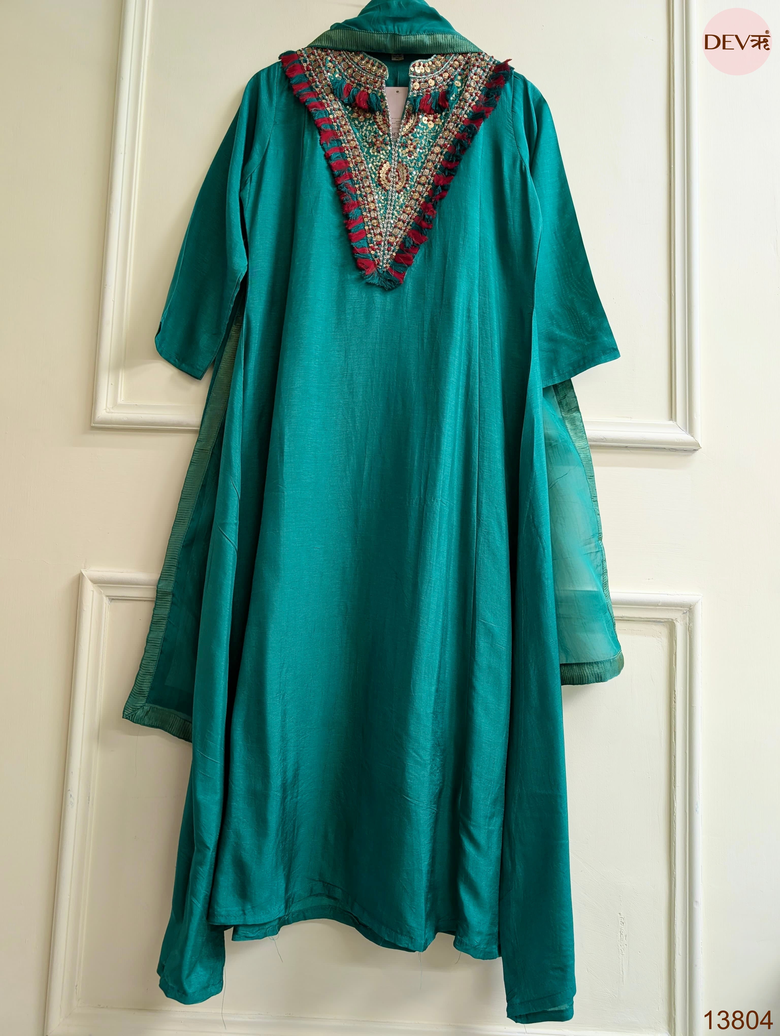 Zareen Pure Russian silk Embroidered Teal 3-Piece Set (Devri – D.No 13804)
