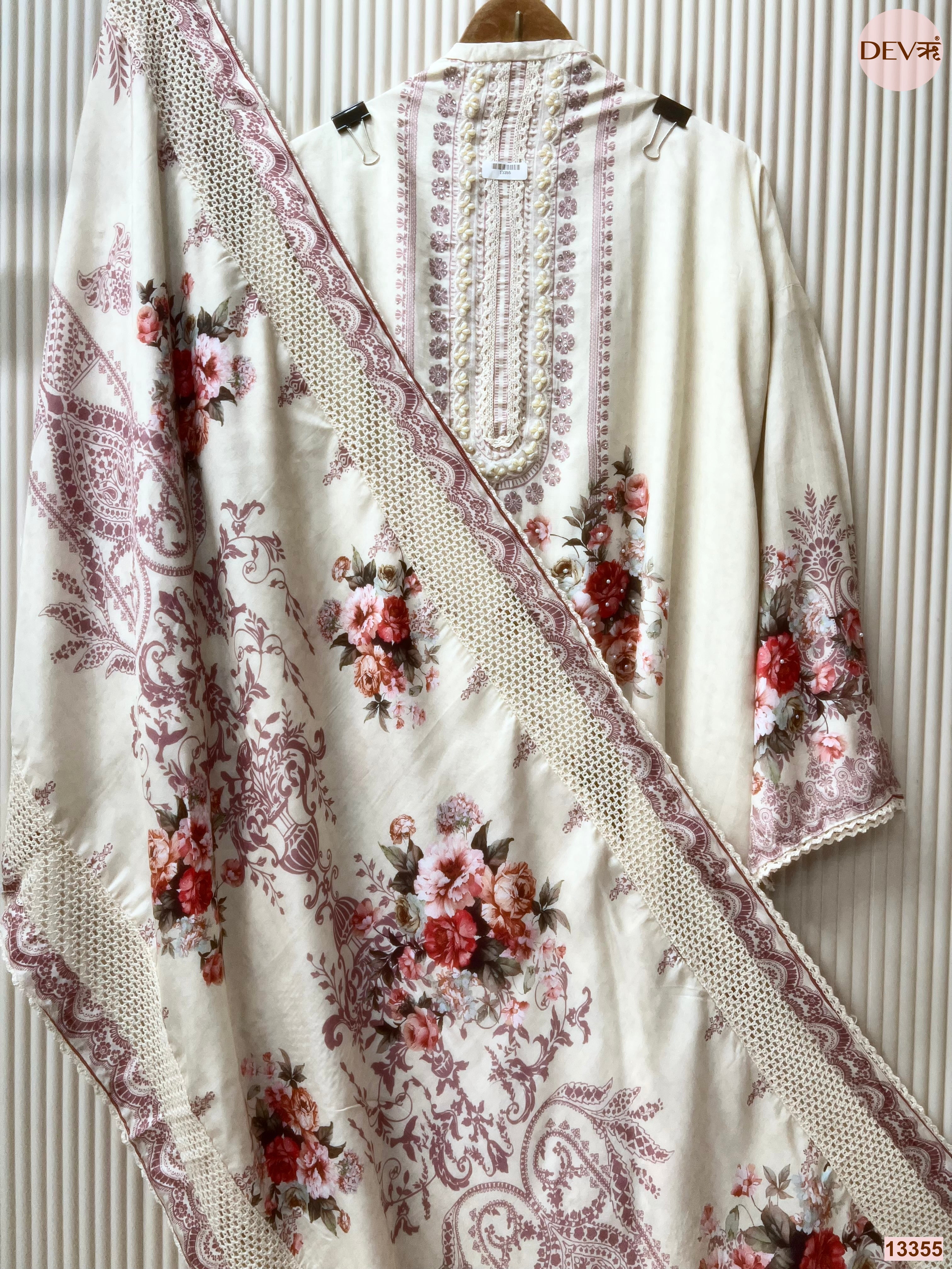 Cream Muslin Printed Unstitched 3-Piece Suit (Devri – D.No 13355)