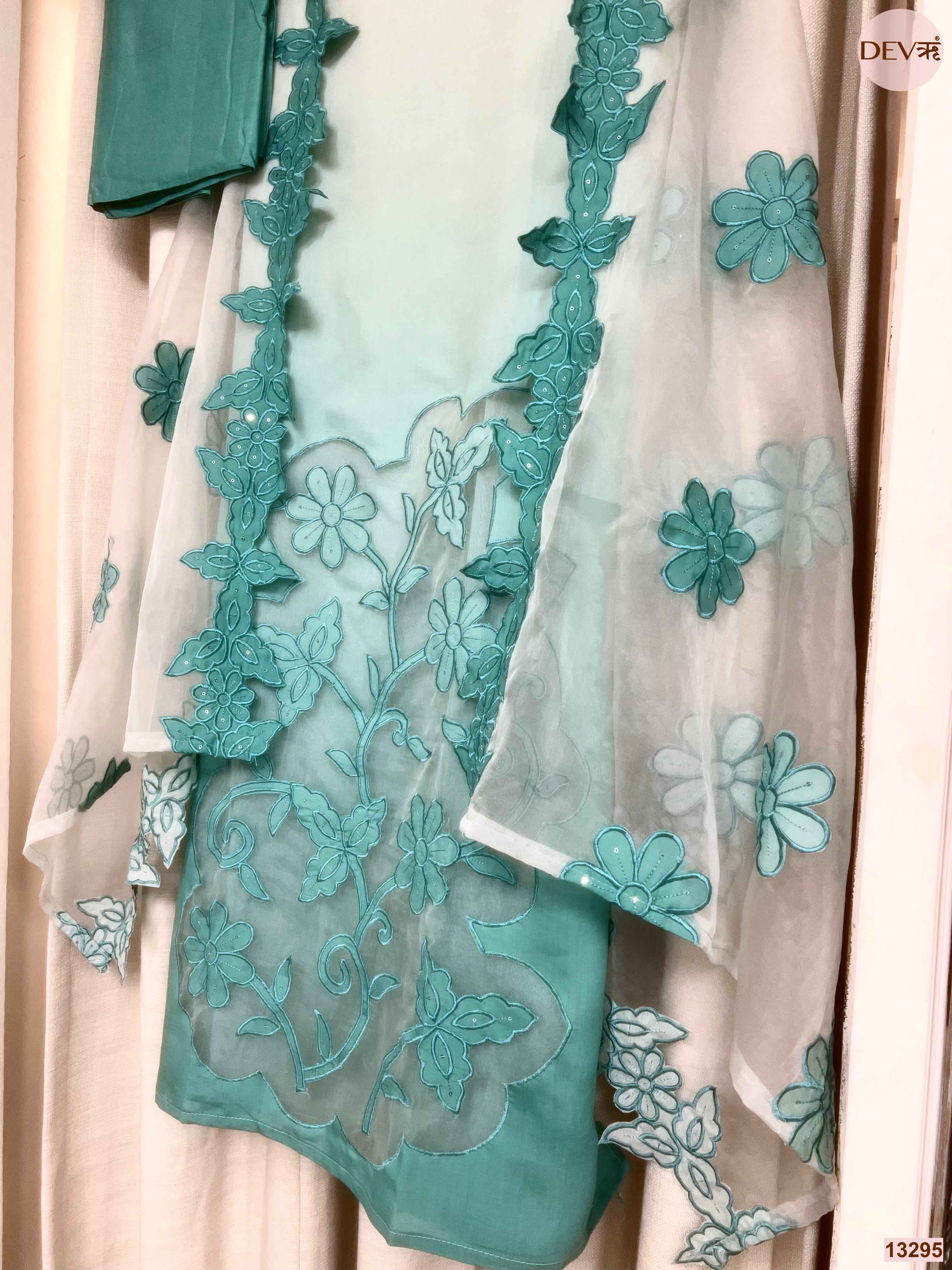 Aqua Mul Chanderi Embroidered Unstitched 3-Piece Suit (Devri – D.No 13295)