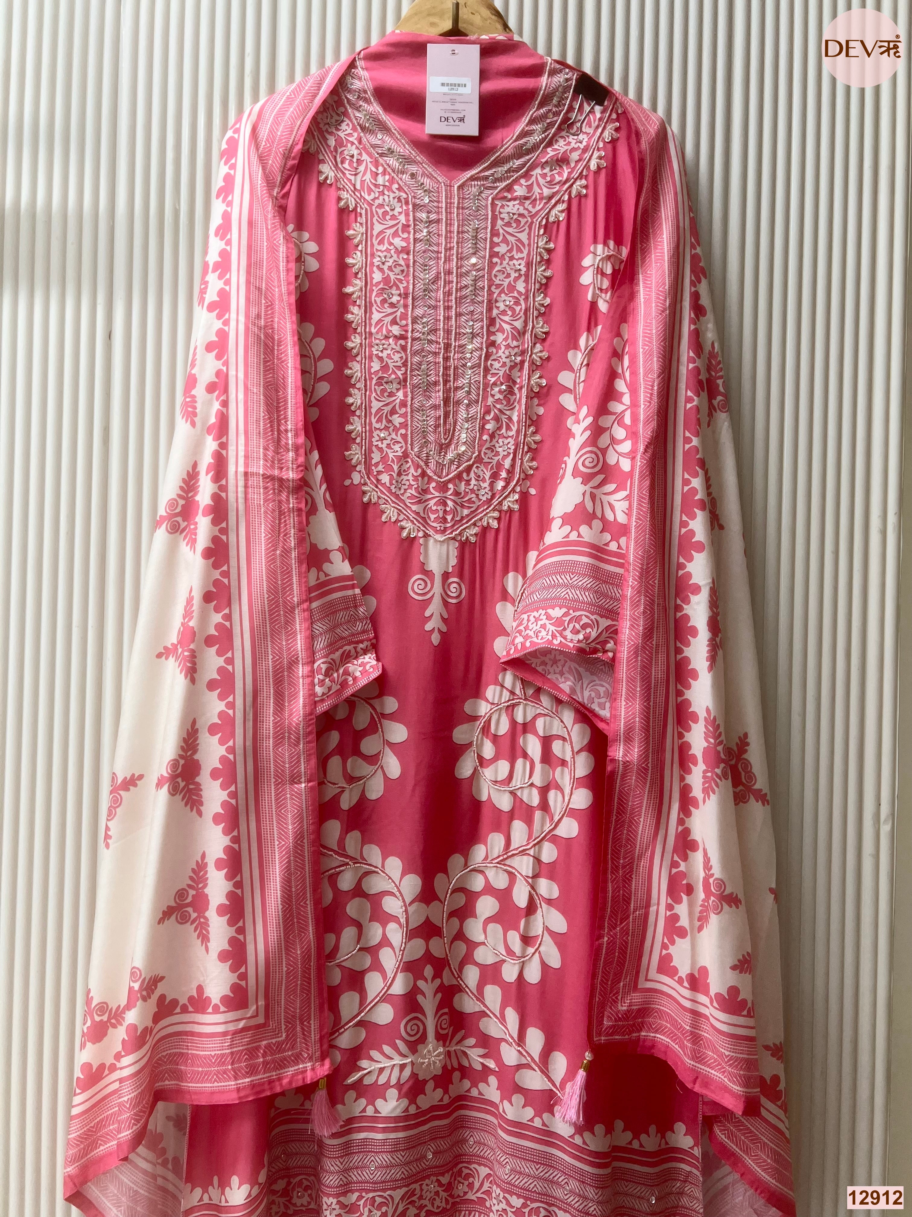 Pink Muslin Printed Unstitched 3-Piece Suit (Devri – D.No 12912)