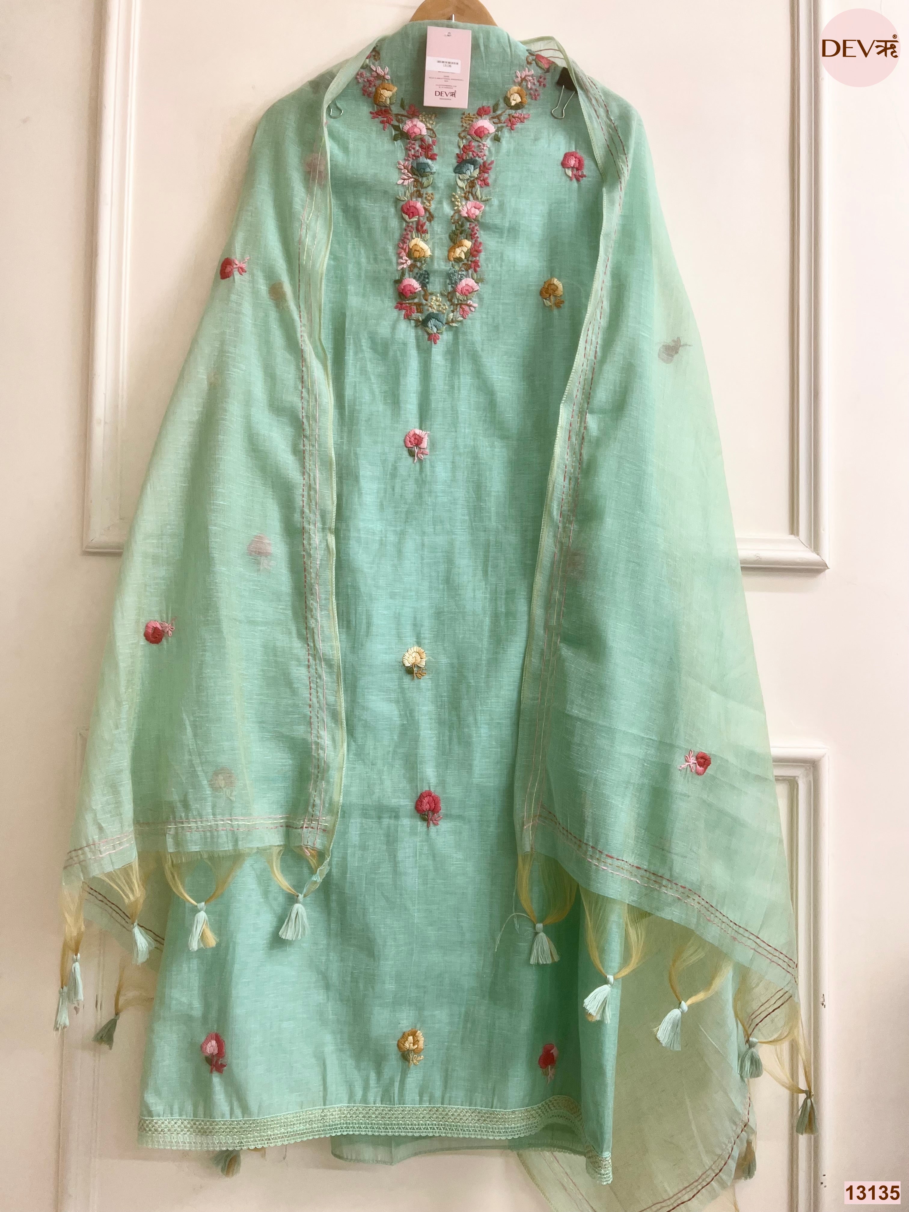 Mint Jamdani Cotton Embroidered Unstitched 3-Piece Suit (Devri – D.No 13135)