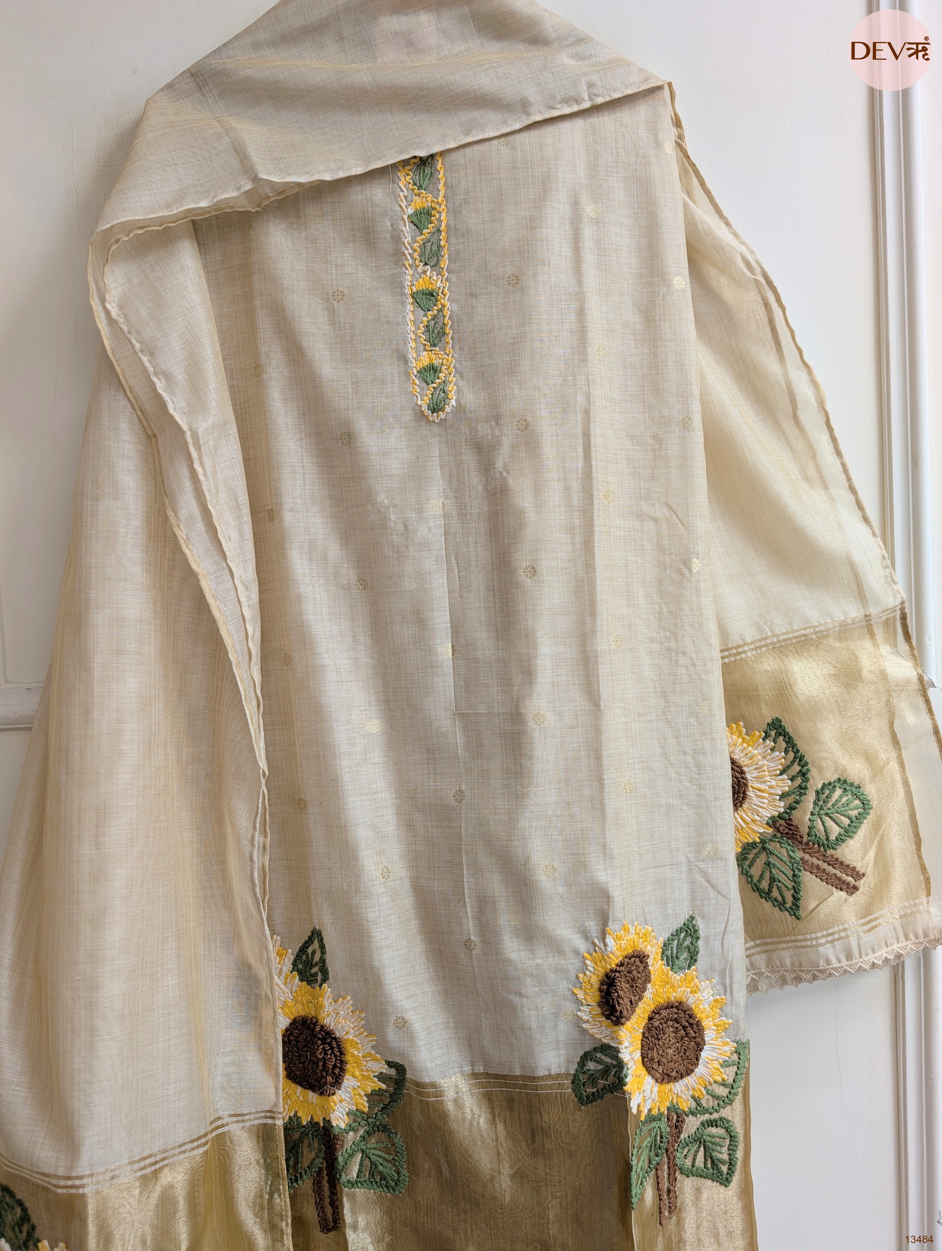 Beige Banarashi Silk Embroidered Unstitched 3-Piece Suit (Devri – D.No 13484)