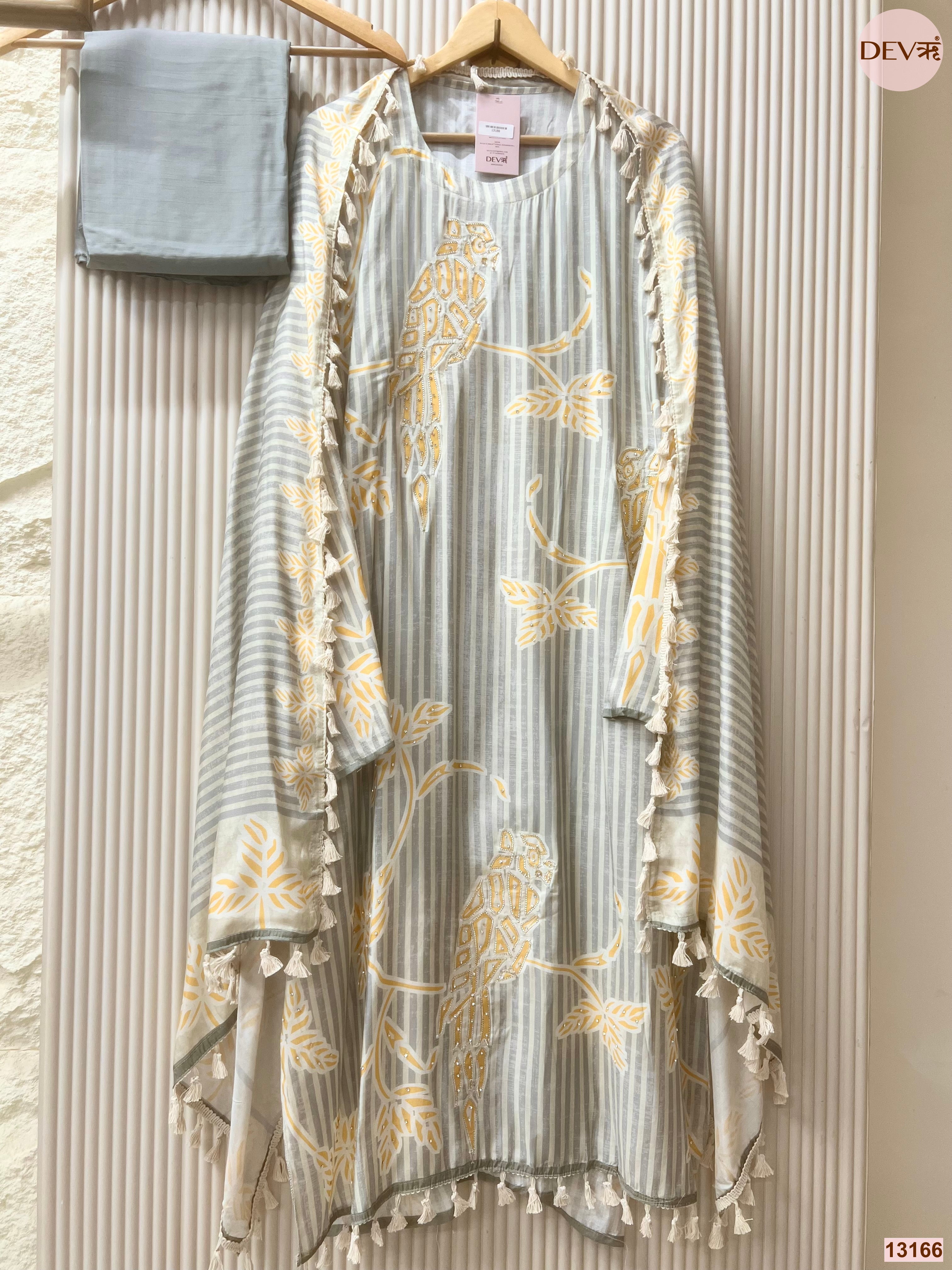 Grey Muslin Printed Unstitched 3-Piece Suit (Devri – D.No 13166)