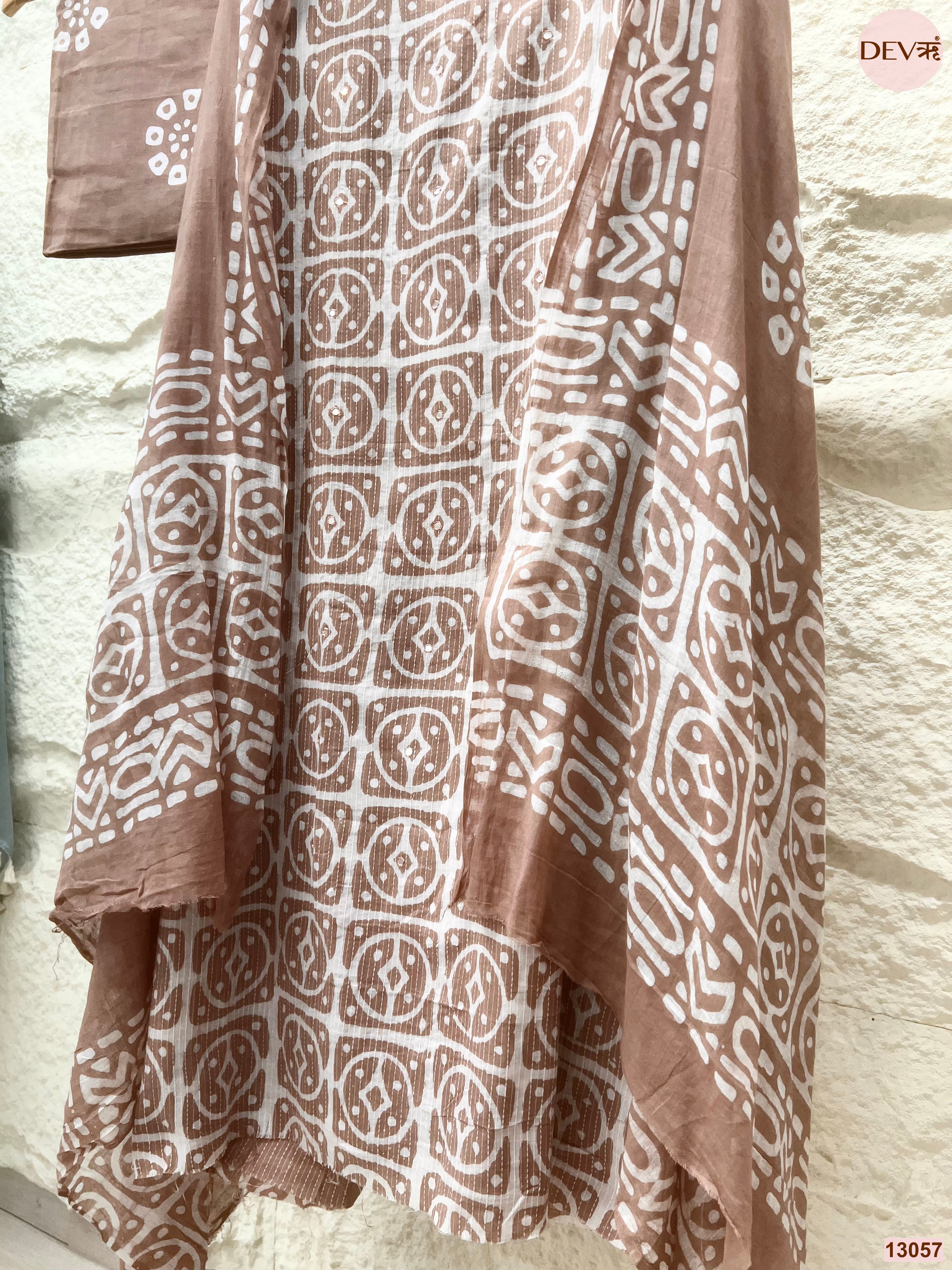 Brown Cotton Printed Unstitched 3-Piece Suit (Devri – D.No 13057)