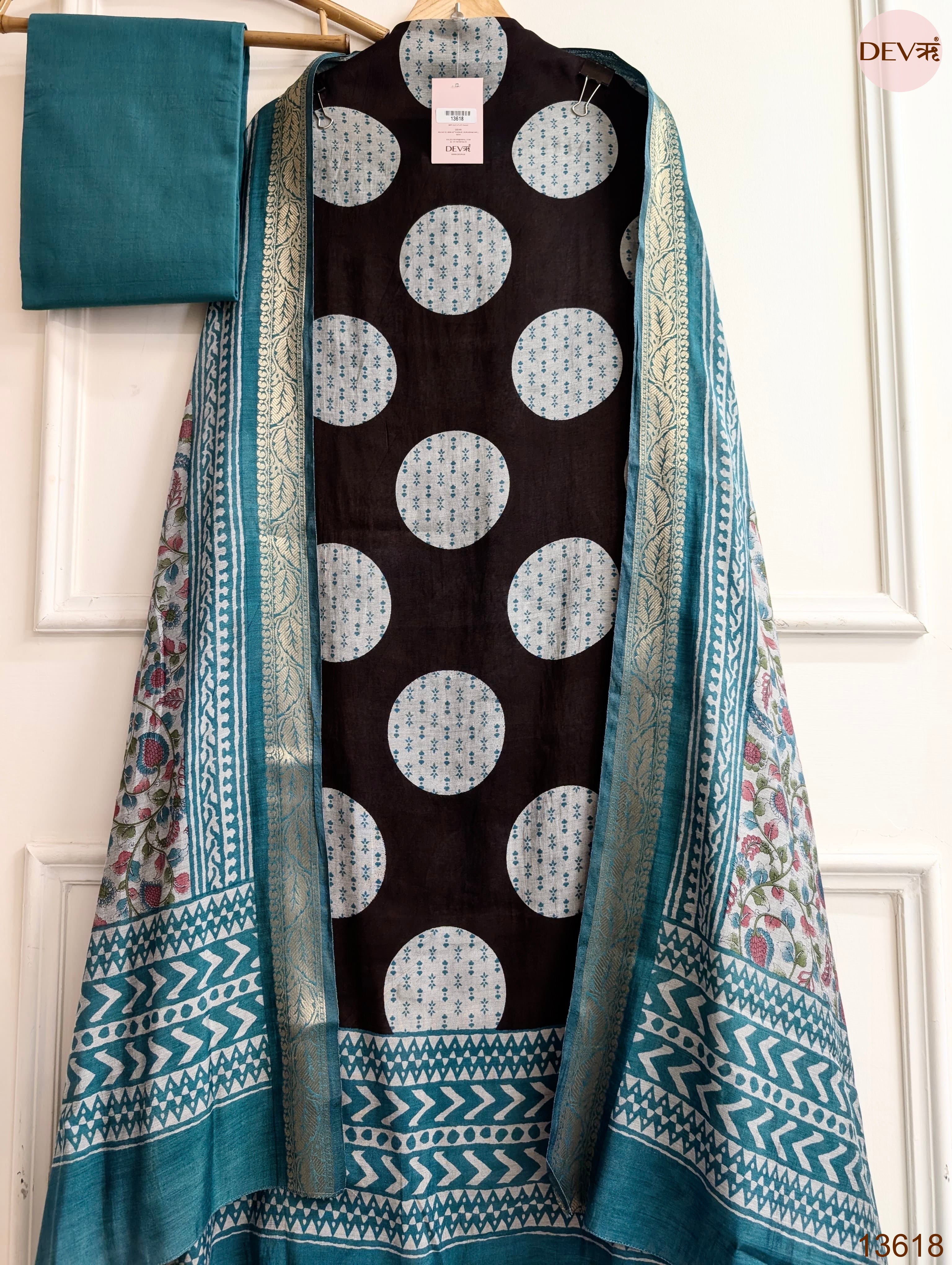 Black Maheshwari Silk Printed Unstitched 3-Piece Suit (Devri – D.No 13618)