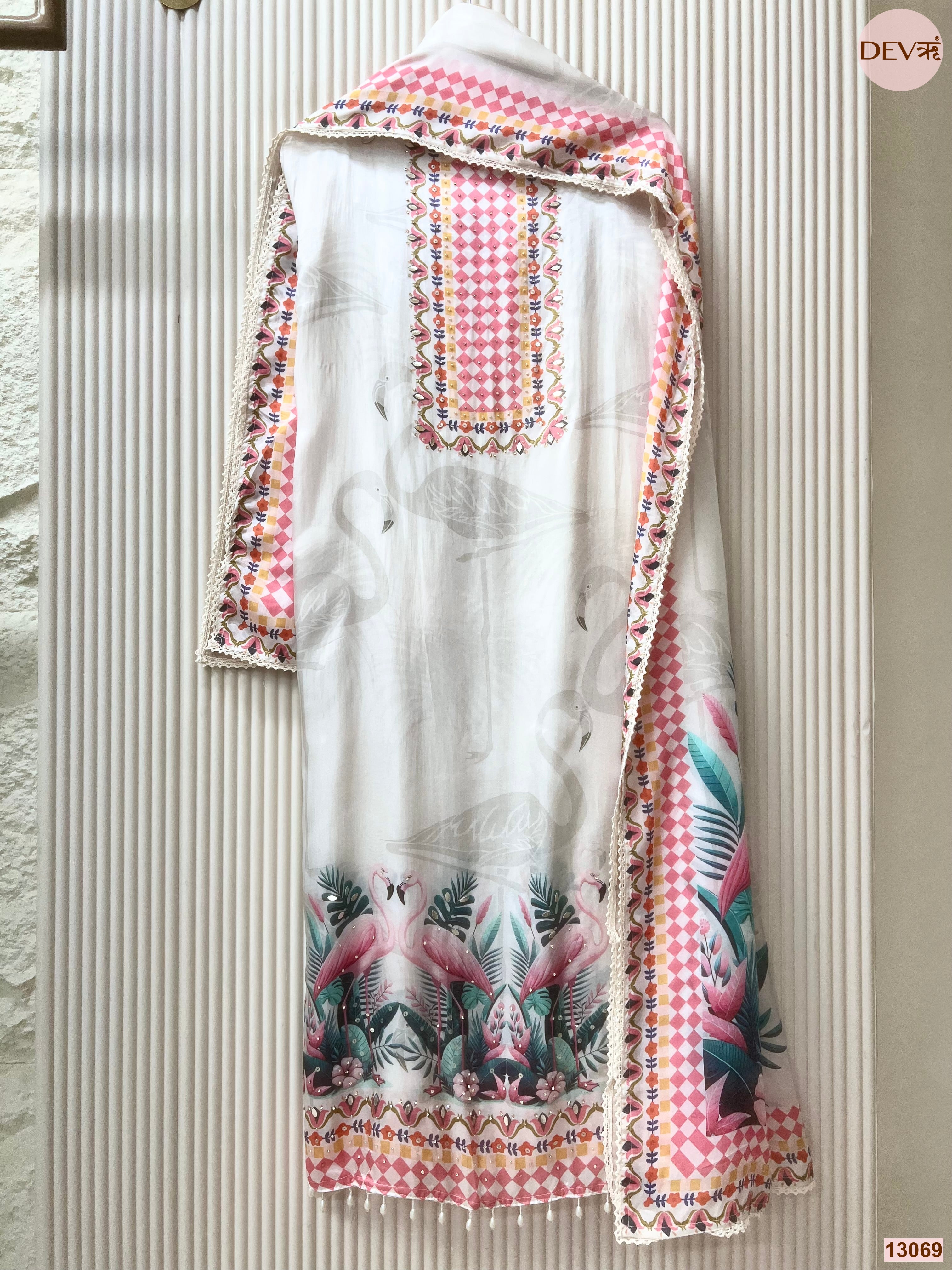 White Muslin Printed Unstitched 3-Piece Suit (Devri – D.No 13069)