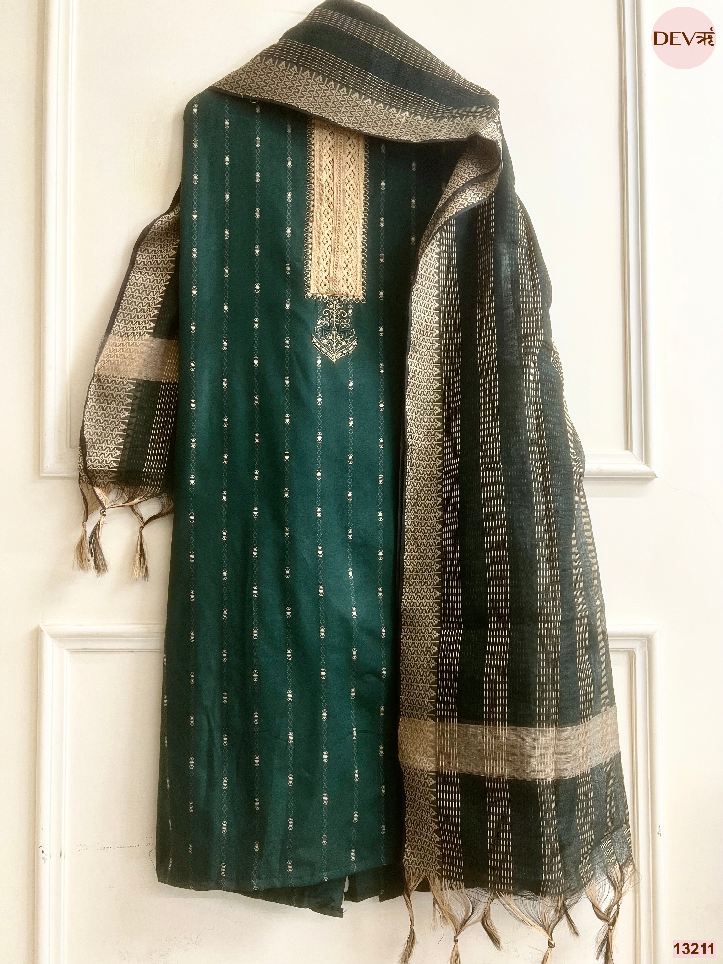 Green Cotton Handloom Printed Unstitched 3-Piece Suit (Devri – D.No 13211)