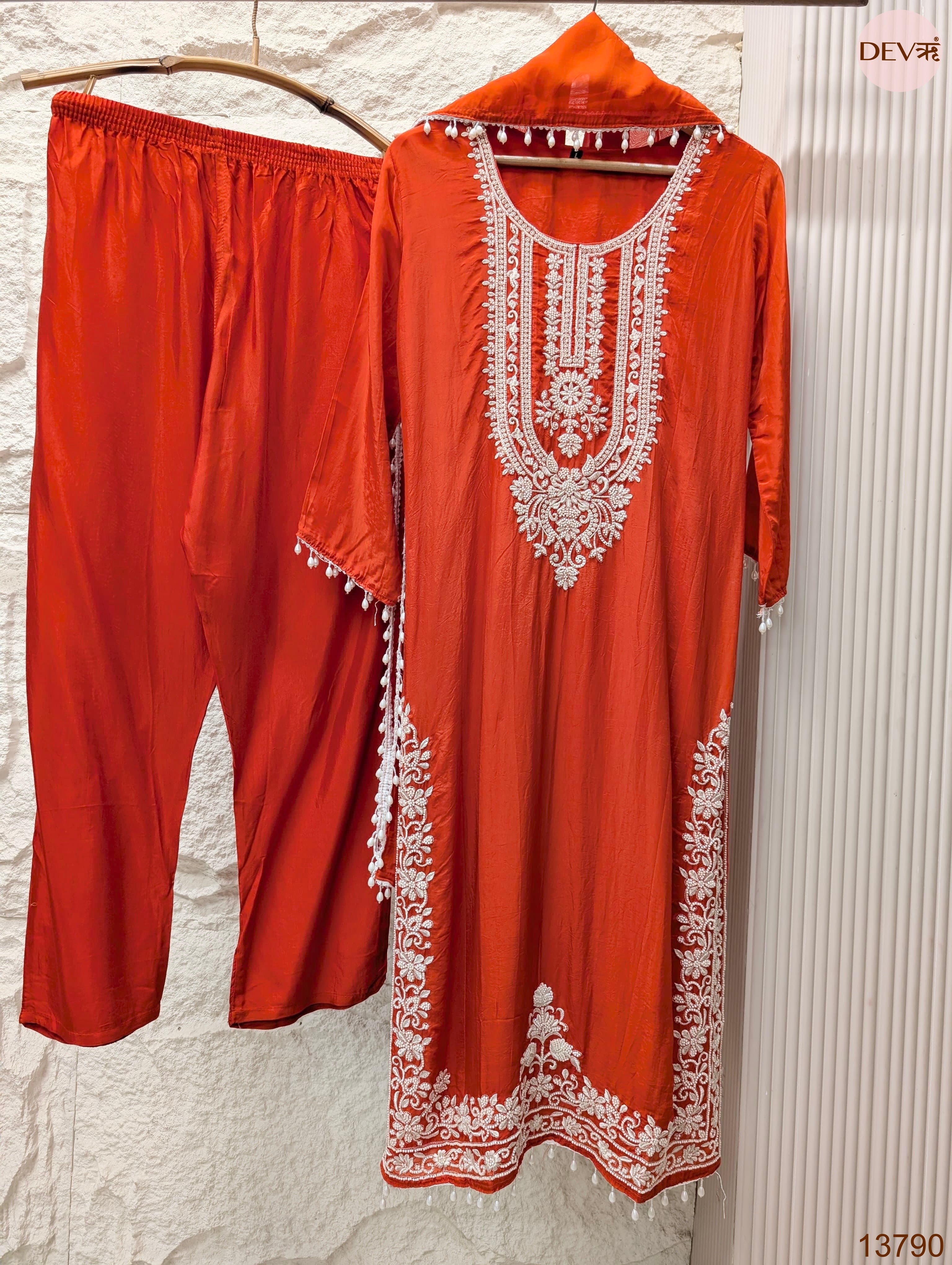 Zarmin Pure organza silk Embroidered Rust 3-Piece Set (Devri – D.No 13790)