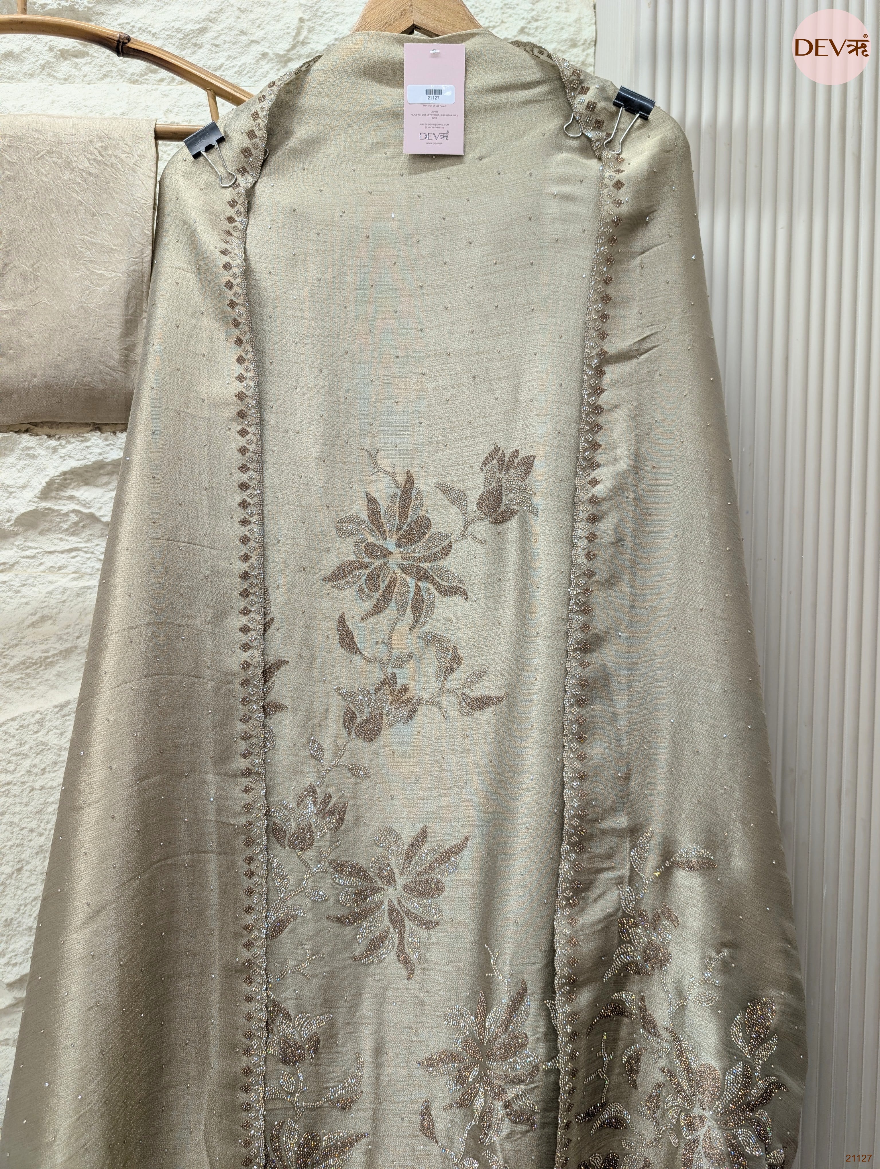 Beige Pure Giraffe Silk Printed Unstitched 3-Piece Suit (Devri – D.No 21127)