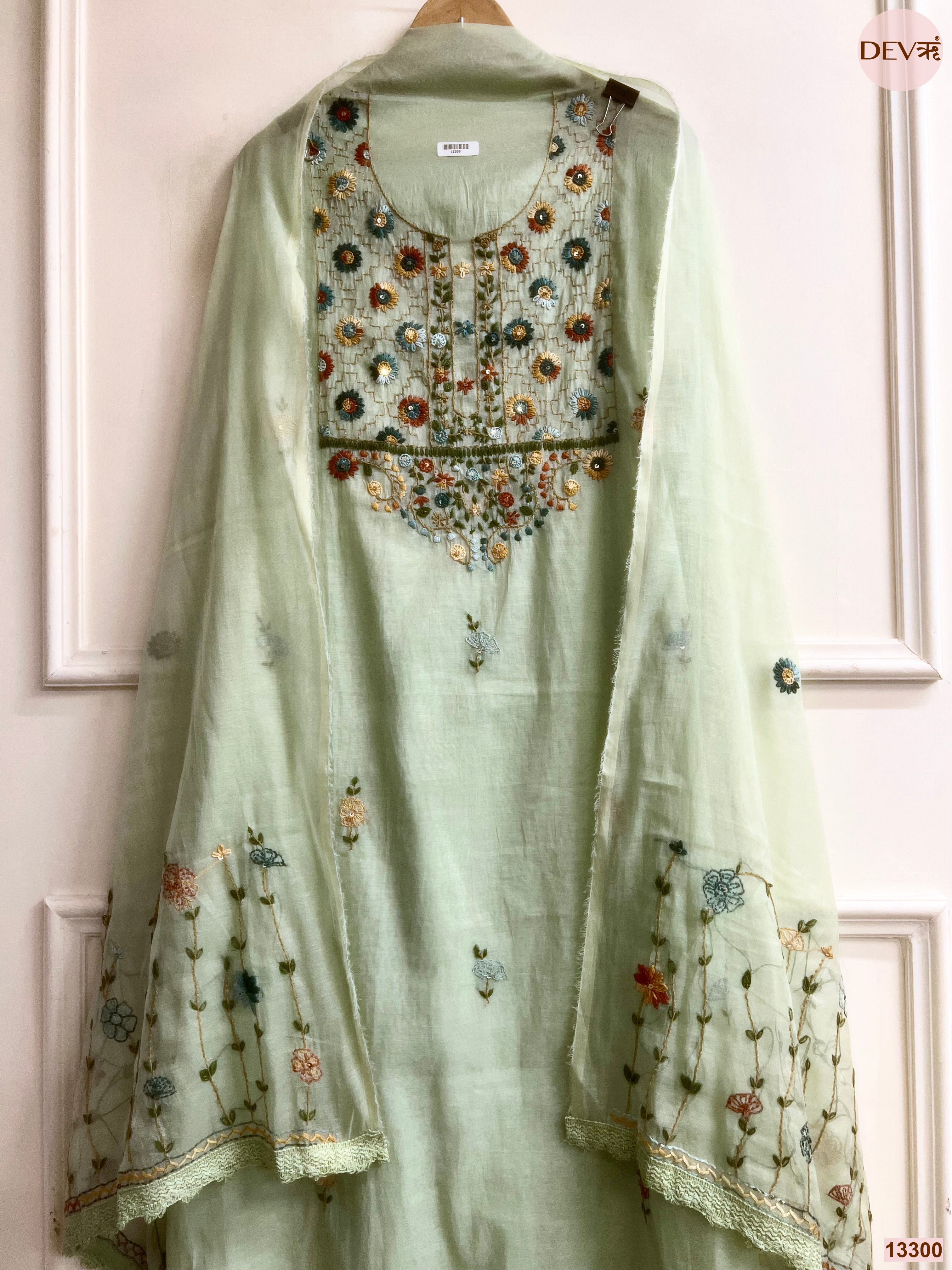 Mint Mul Chanderi Embroidered Unstitched 3-Piece Suit (Devri – D.No 13300)