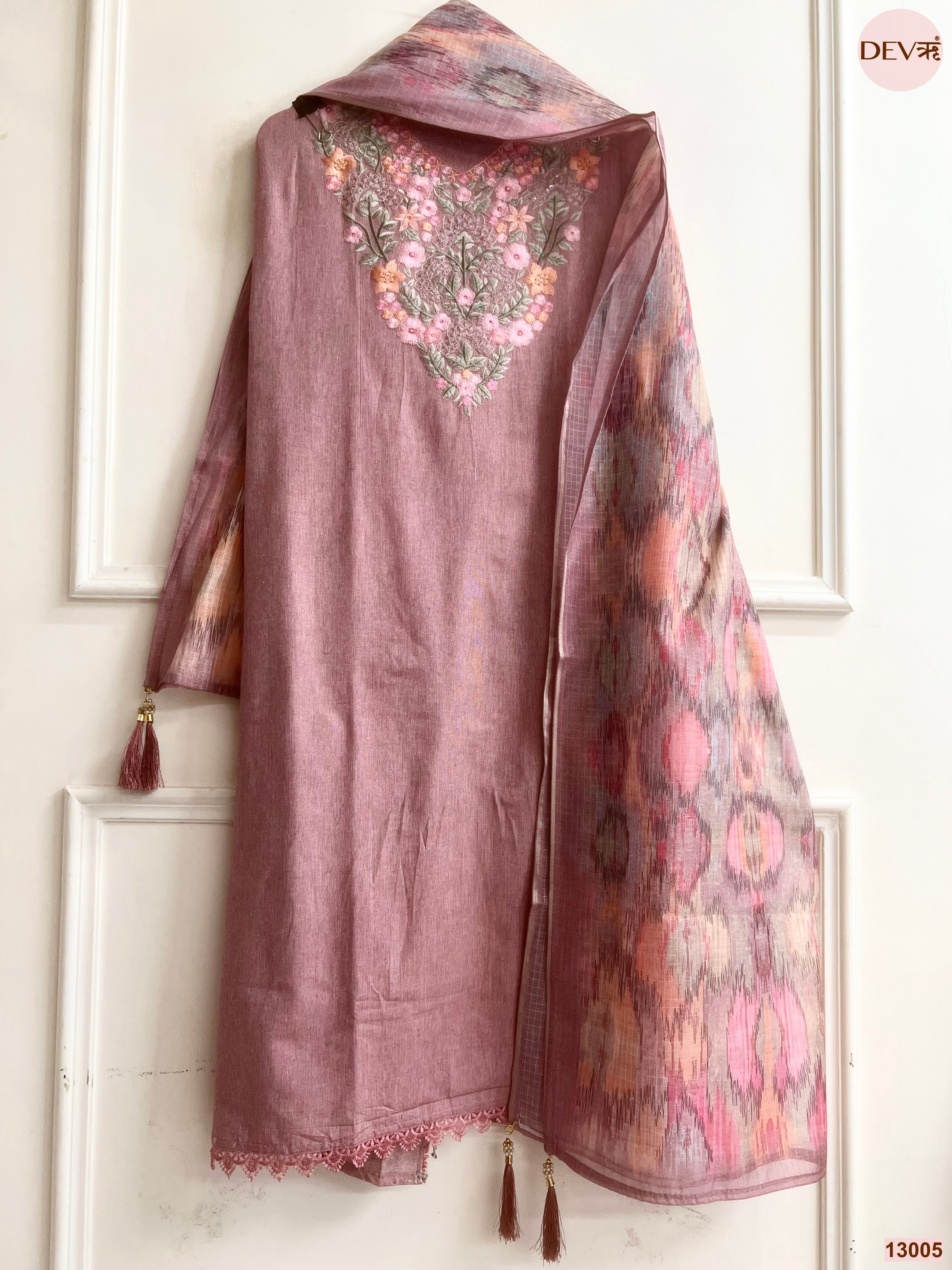 Mauve Cotton Handloom Embroidered Unstitched 3-Piece Suit (Devri – D.No 13005)