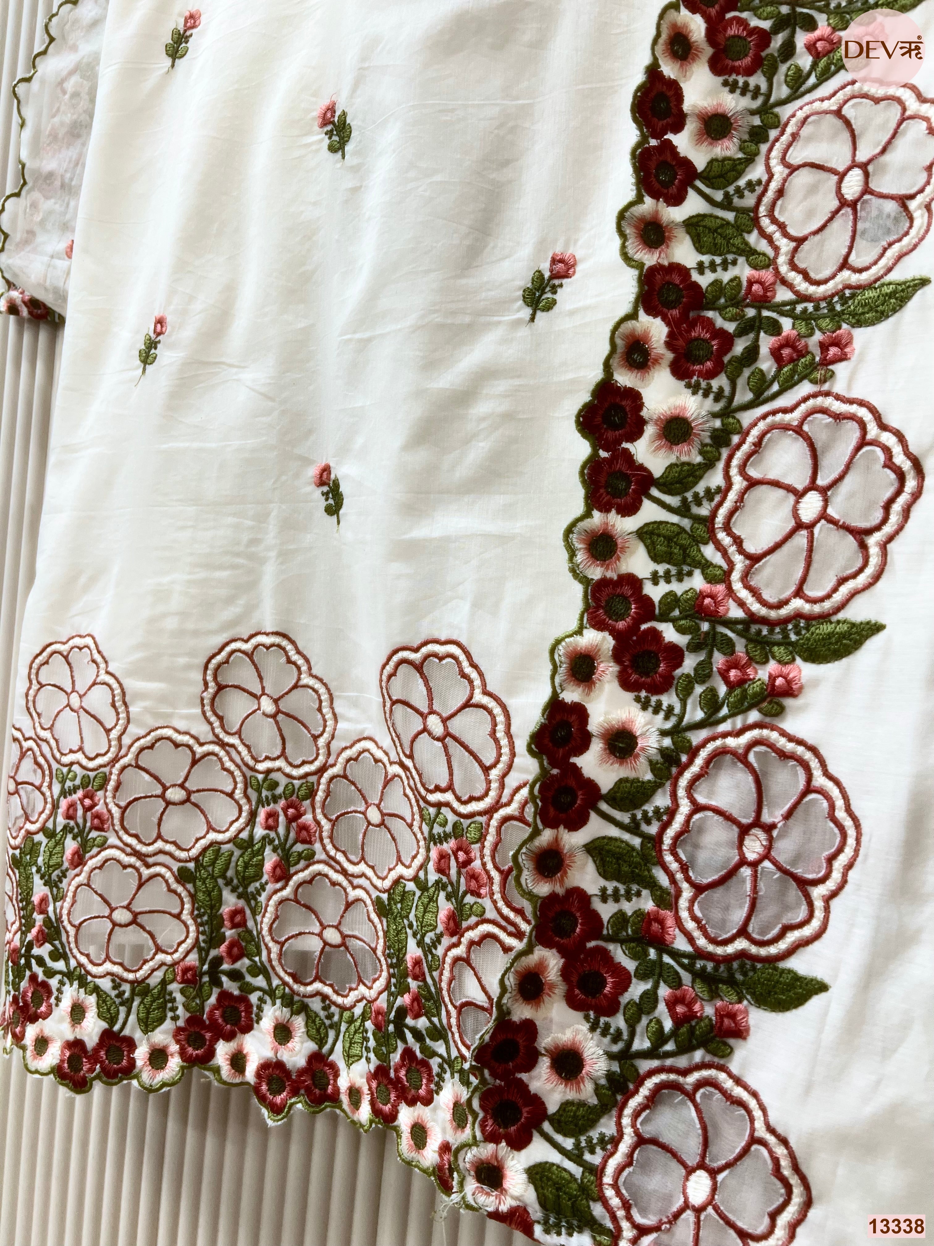 White Mul Chanderi Embroidered Unstitched 3-Piece Suit (Devri – D.No 13338)