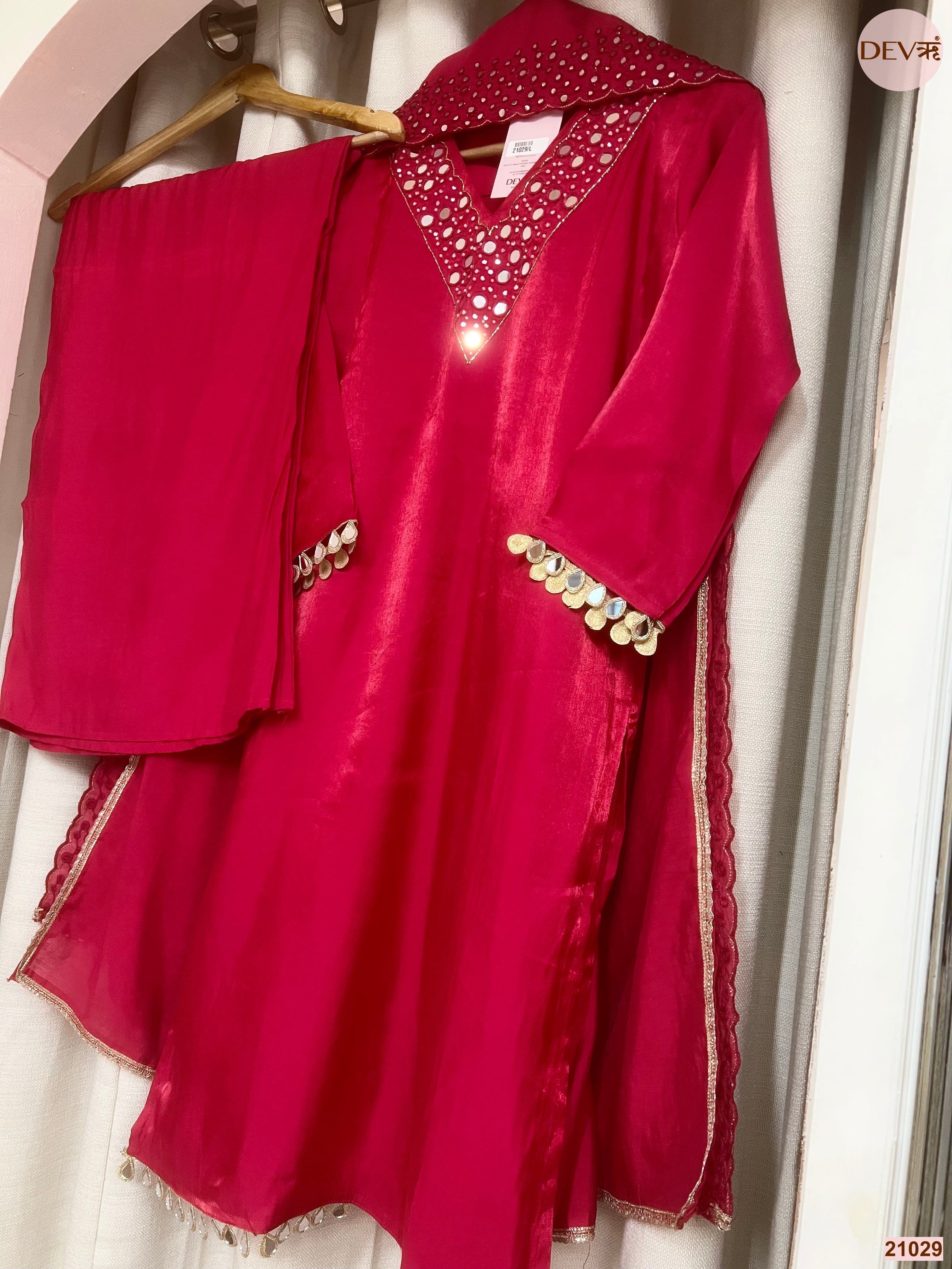 Gulnaar Crepe Embroidered Pink 3-Piece Set (Devri – D.No 21029)