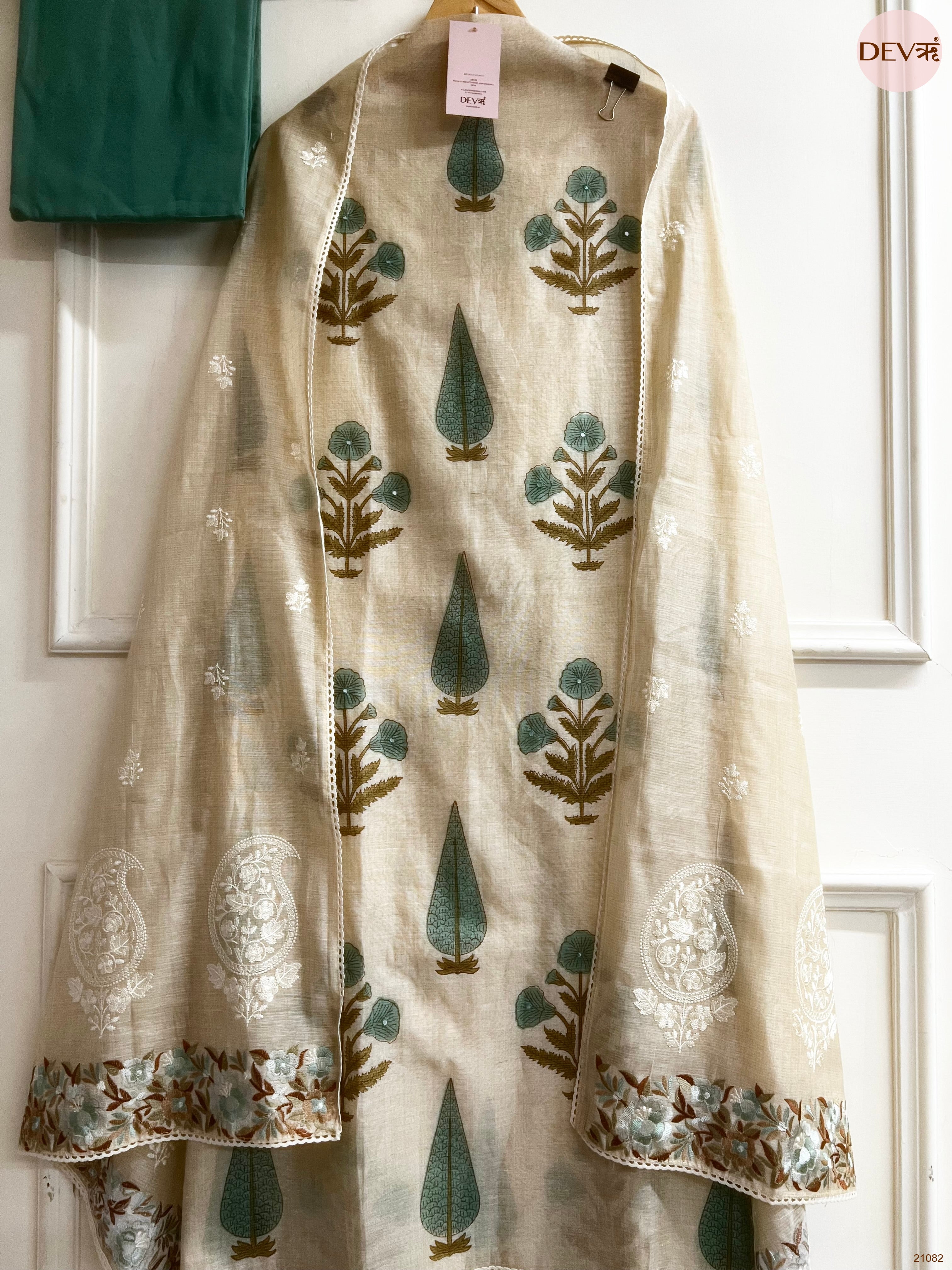 Beige Mul Chanderi Printed Unstitched 3-Piece Suit (Devri – D.No 21082)