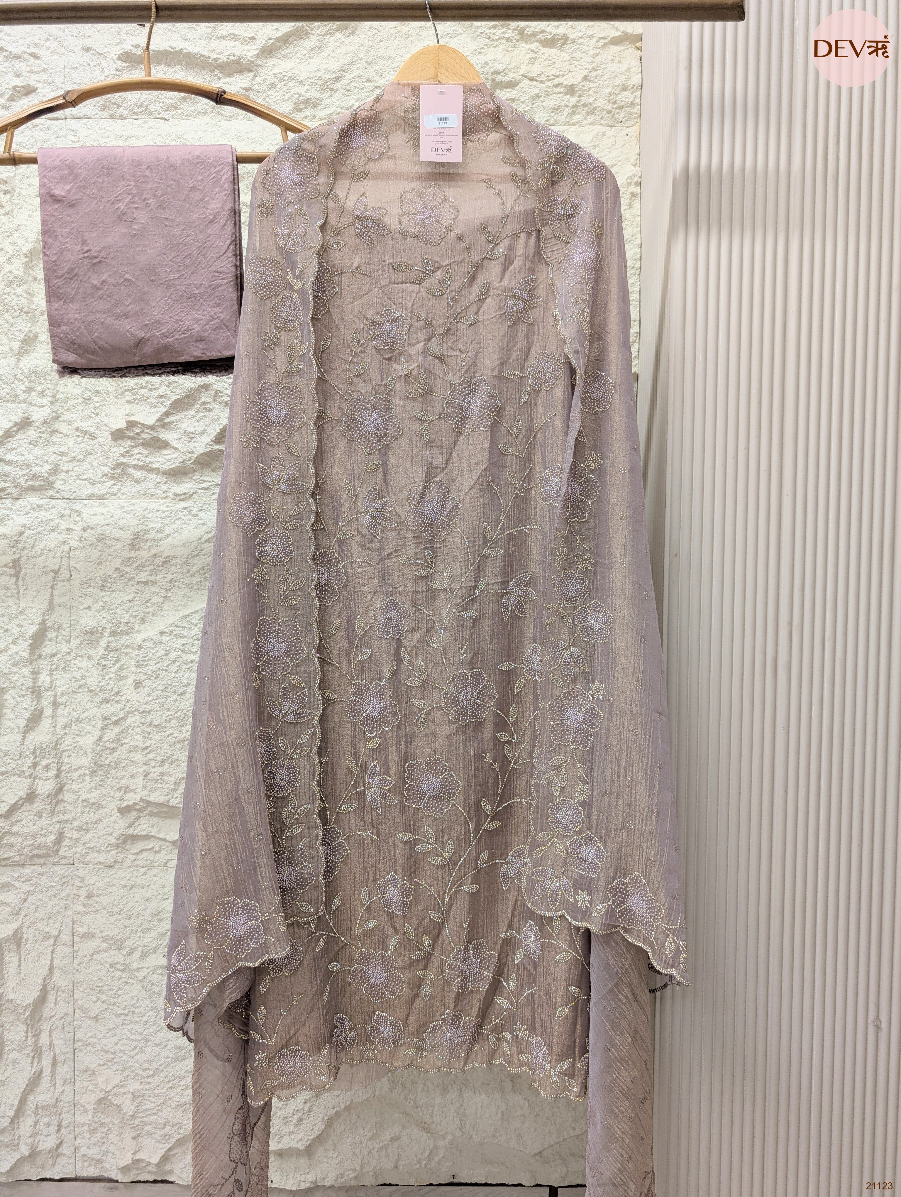 Mauve Pure Tissue Crush Silk Embroidered Unstitched 3-Piece Suit (Devri – D.No 21123)
