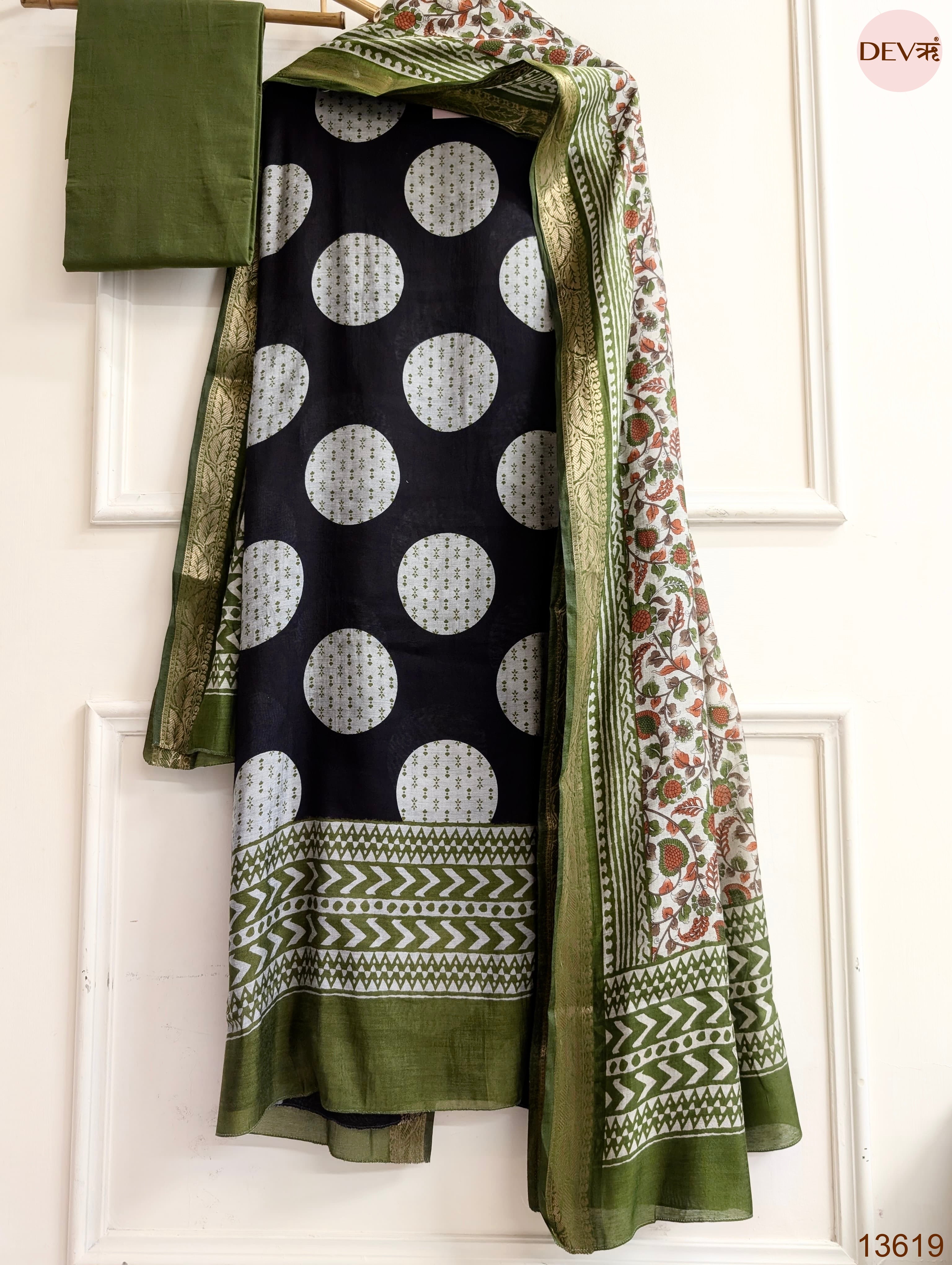 Black Maheshwari Silk Printed Unstitched 3-Piece Suit (Devri – D.No 13619)