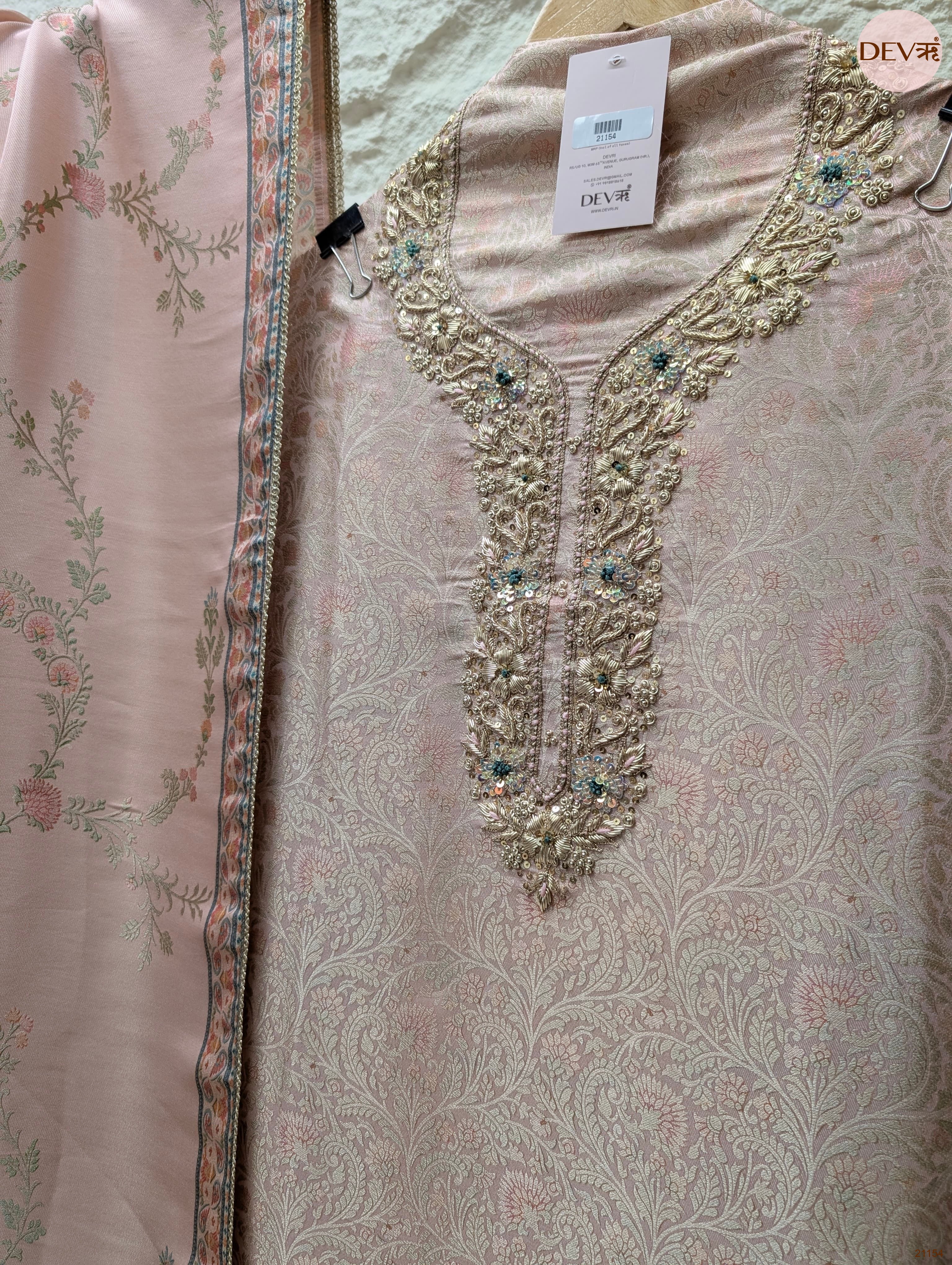 Pink Pure Banarasi Woven Silk Embroidered Unstitched 3-Piece Suit (Devri – D.No 21154)
