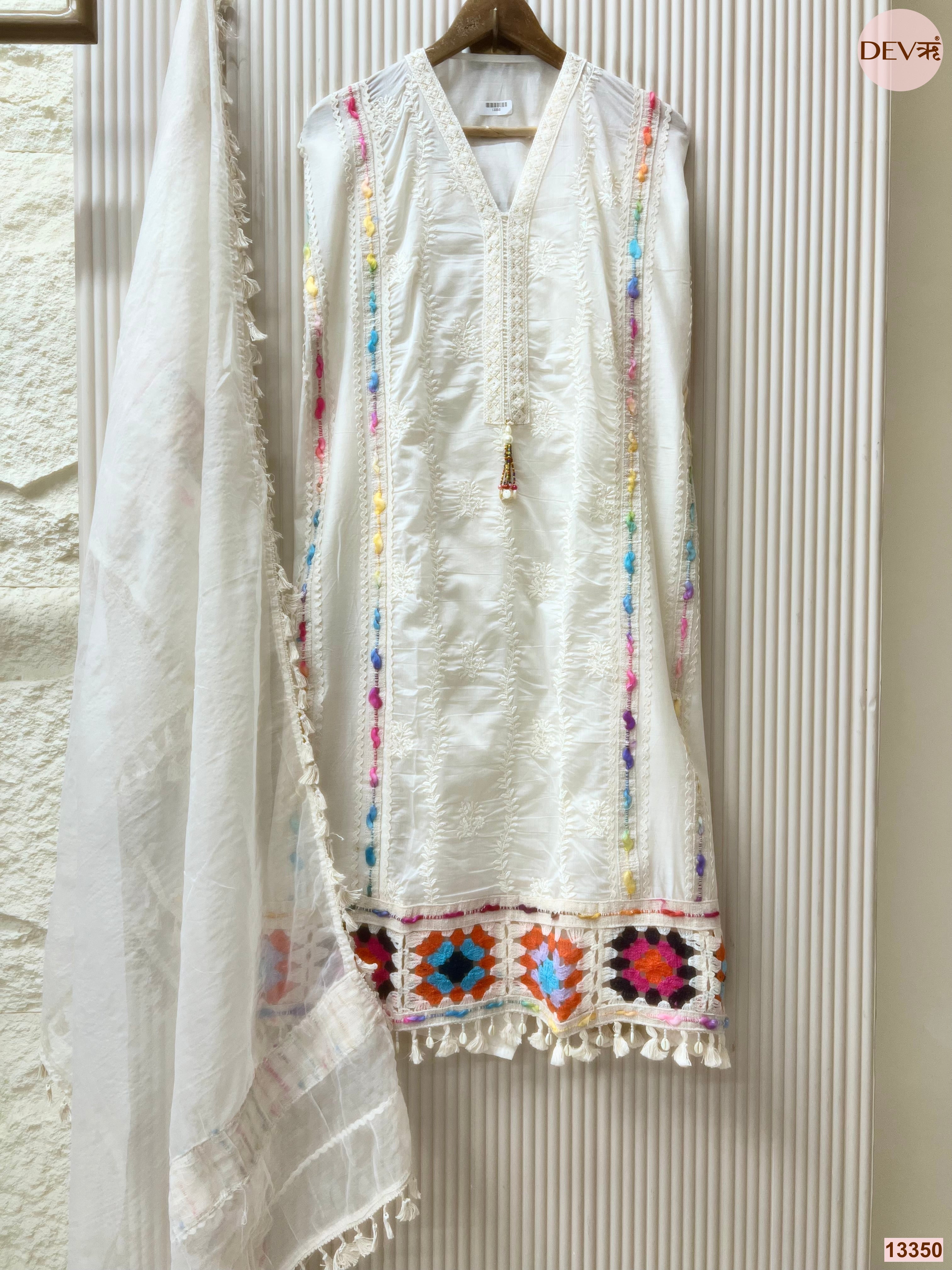 White Mul Chanderi Embroidered Unstitched 3-Piece Suit (Devri – D.No 13350)