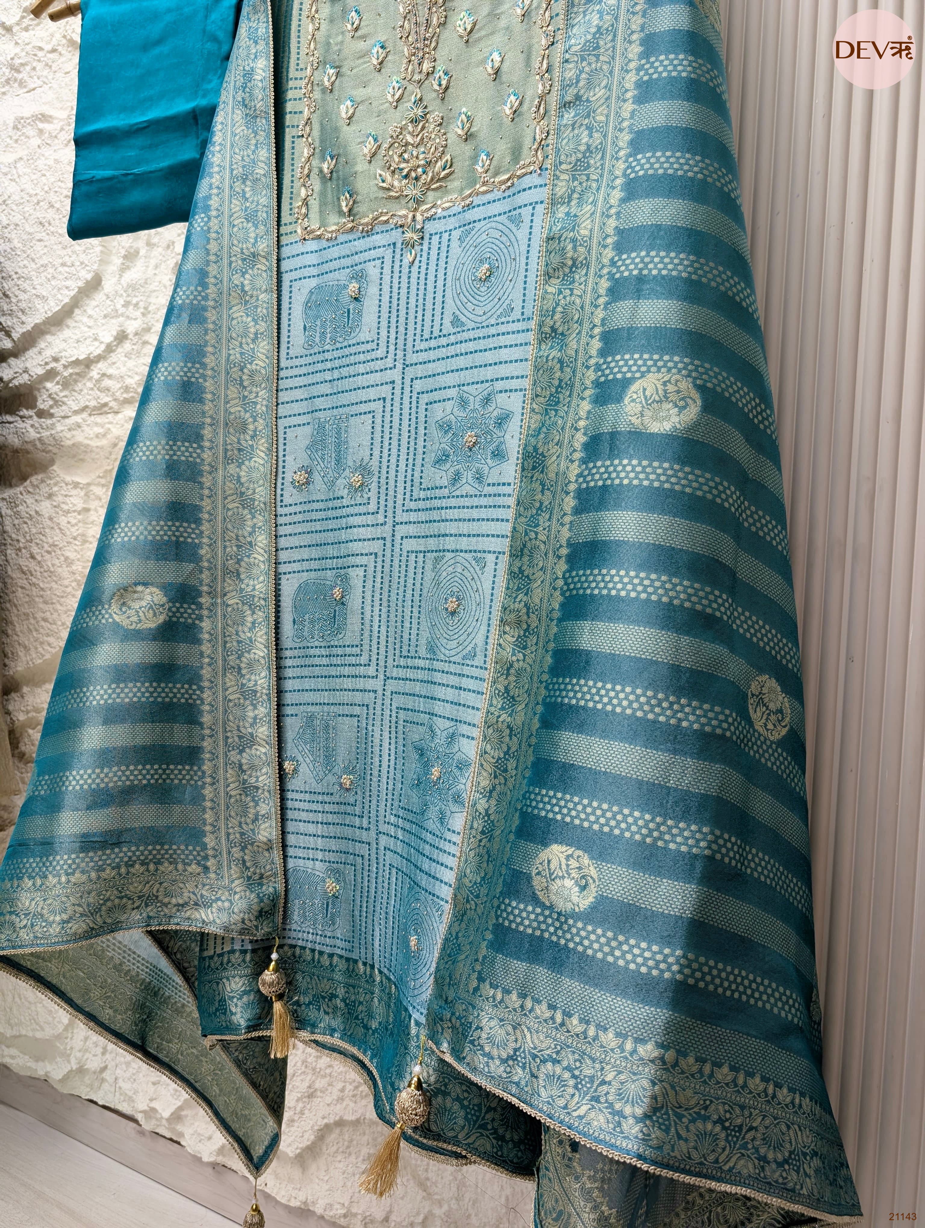 Teal Pure Girafe Banarasi Silk Printed Unstitched 3-Piece Suit (Devri – D.No 21143)