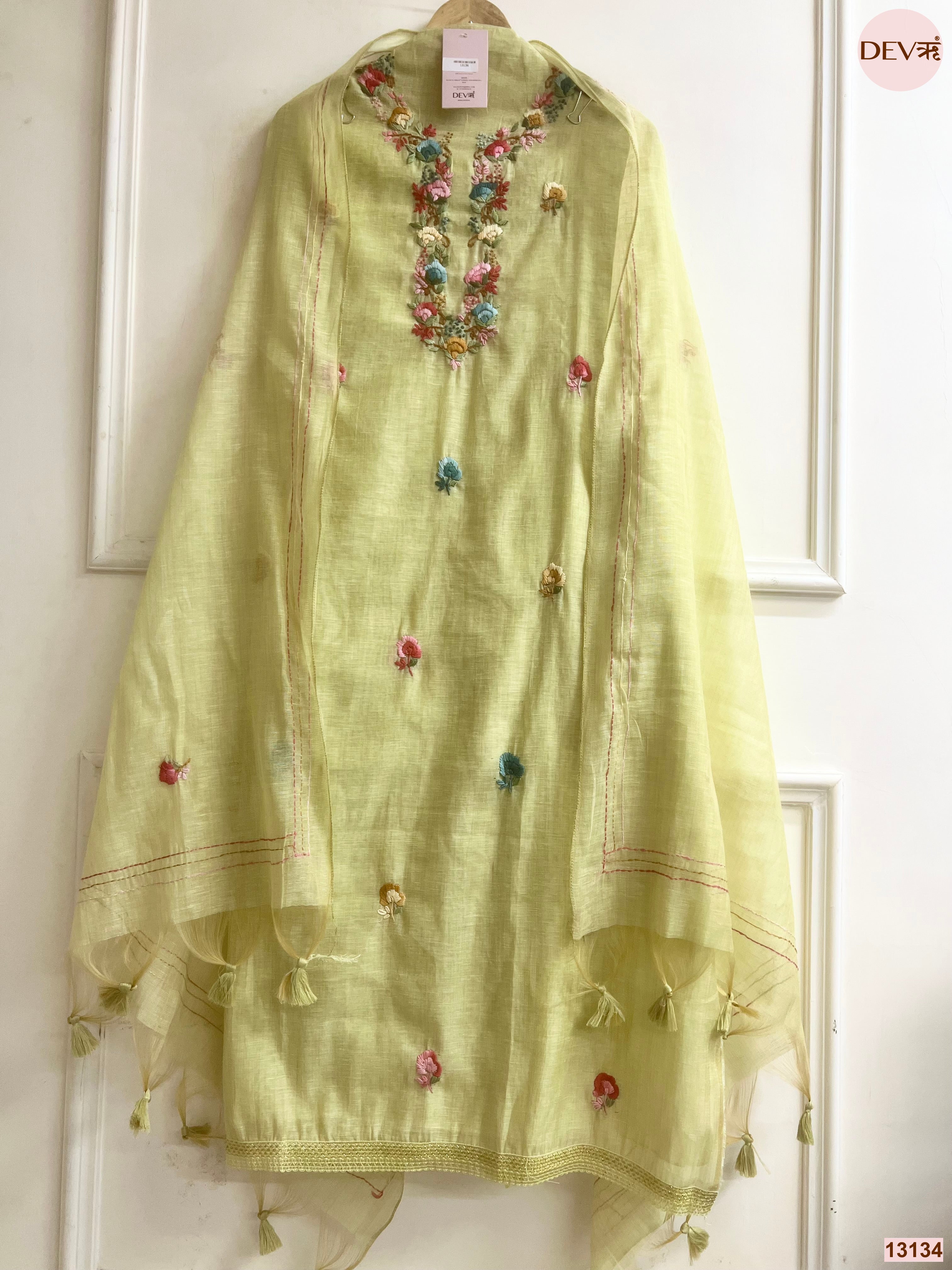 Lime Jamdani Cotton Embroidered Unstitched 3-Piece Suit (Devri – D.No 13134)
