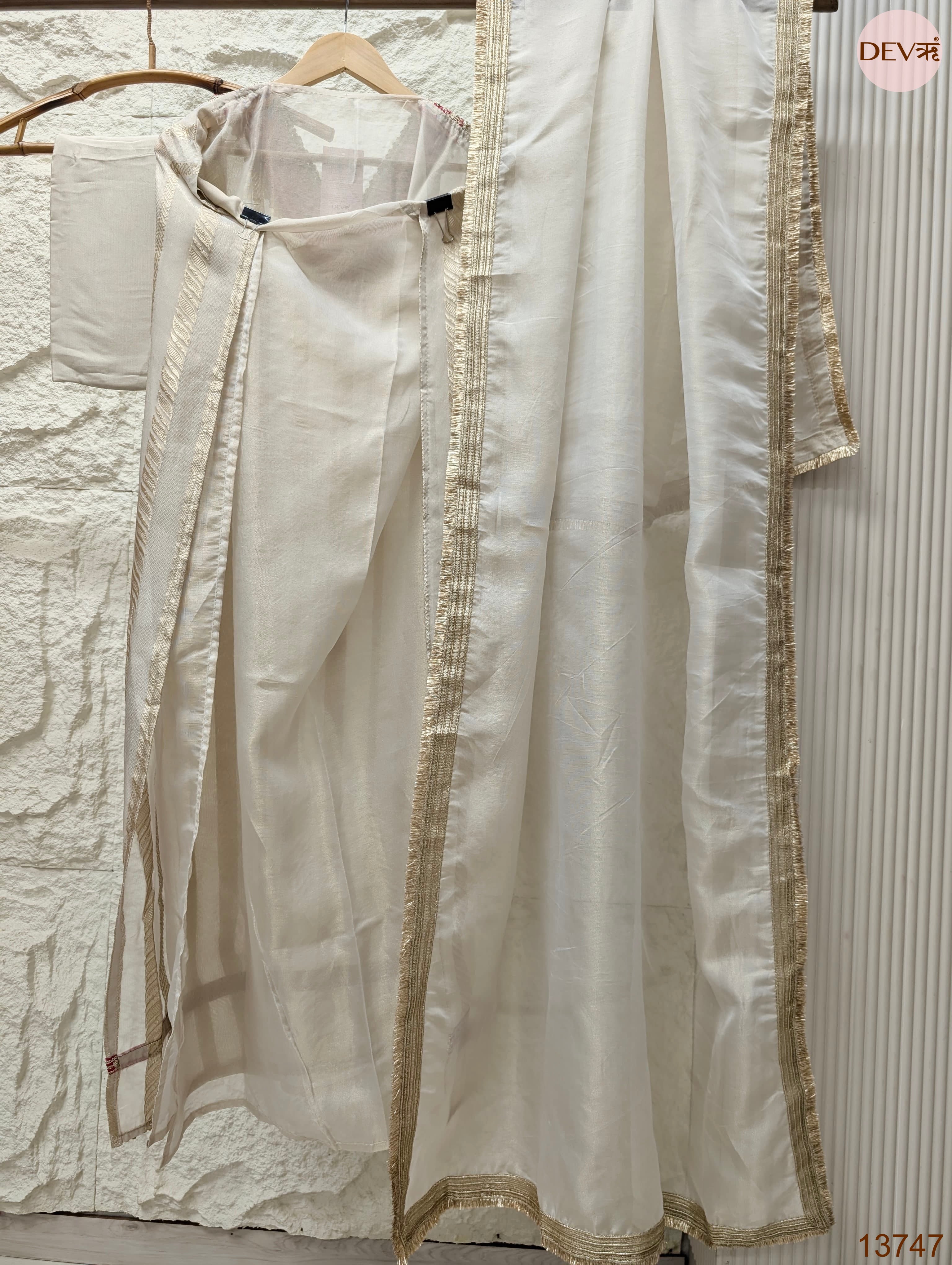 Off White Pure tissue silk Embroidered Unstitched 3-Piece Suit (Devri – D.No 13747)