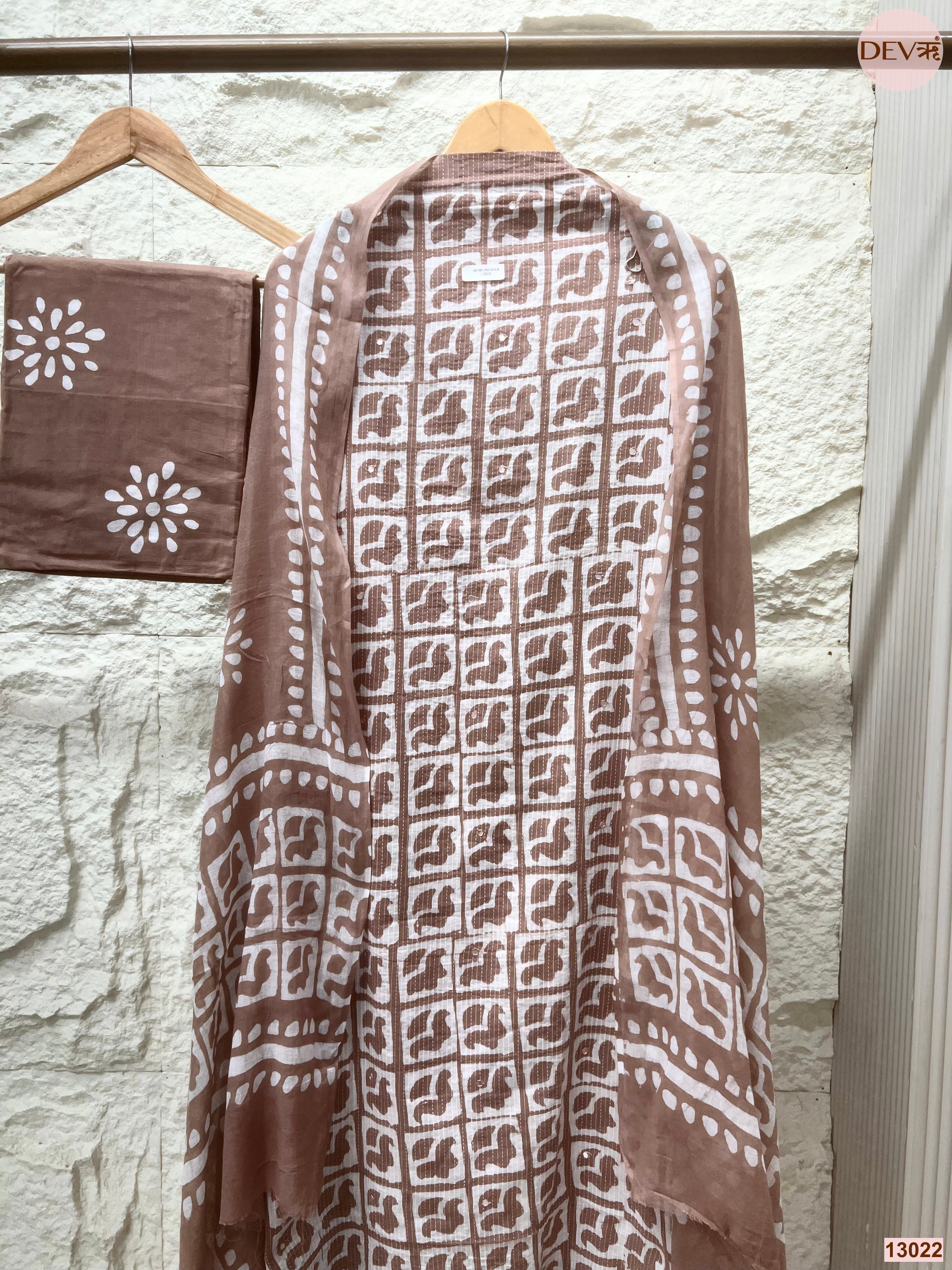 Brown Cotton Printed Unstitched 3-Piece Suit (Devri – D.No 13022)