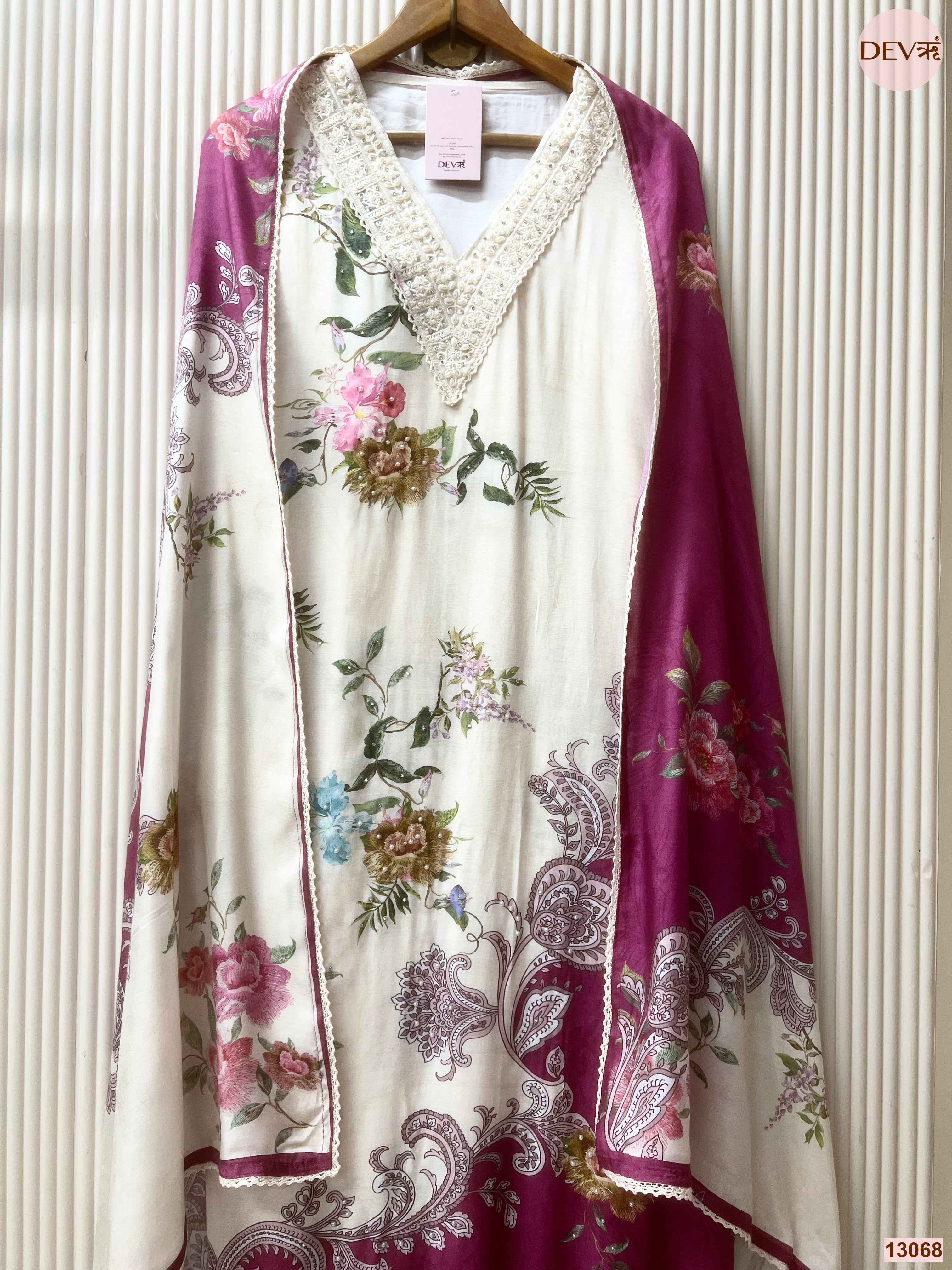 Cream Muslin Printed Unstitched 3-Piece Suit (Devri – D.No 13068)