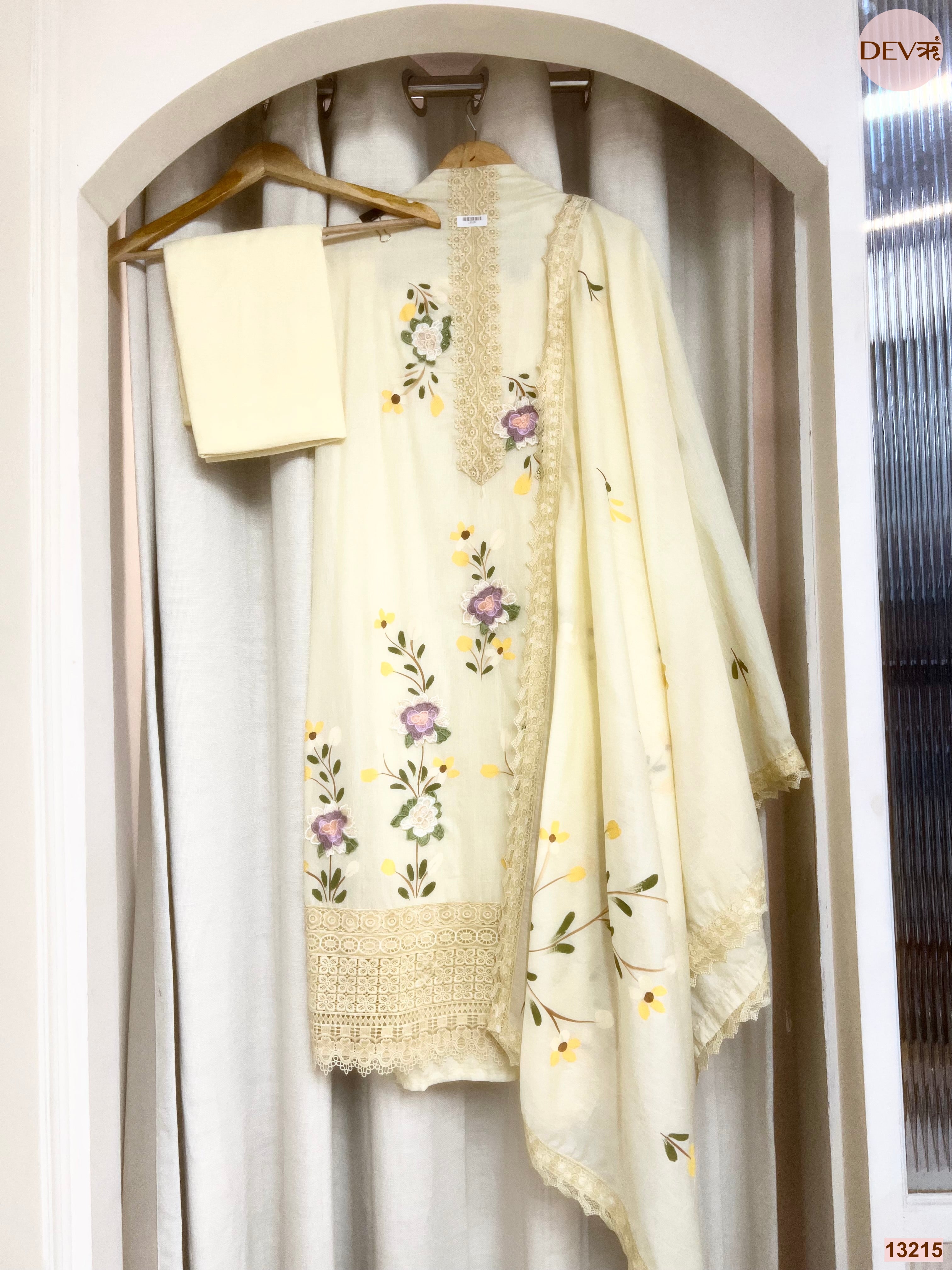 Lemon Mul Chanderi Embroidered Unstitched 3-Piece Suit (Devri – D.No 13215)