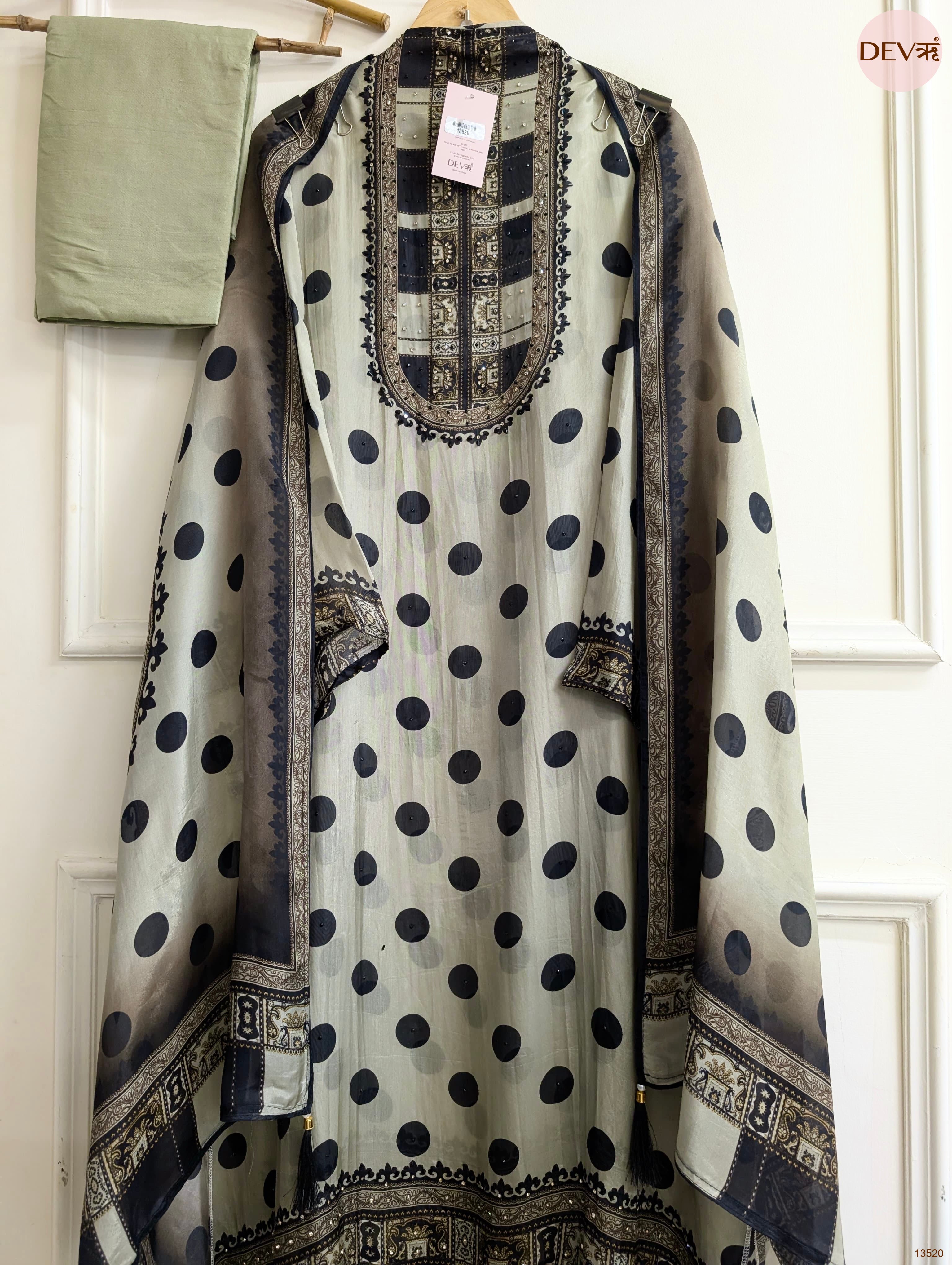 Sage Muslin Printed Unstitched 3-Piece Suit (Devri – D.No 13520)