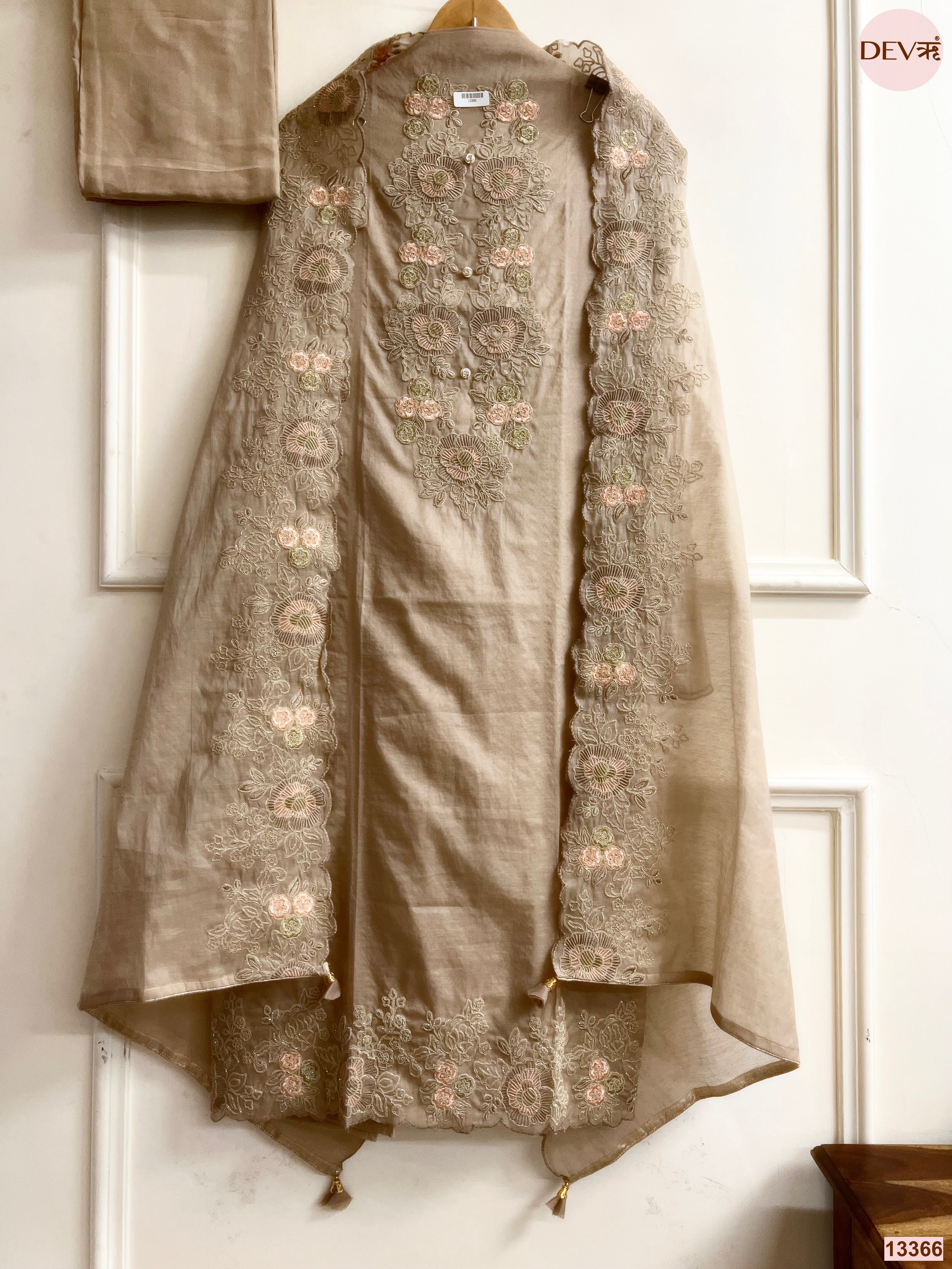 Beige Mul Chanderi Embroidered Unstitched 3-Piece Suit (Devri – D.No 13366)