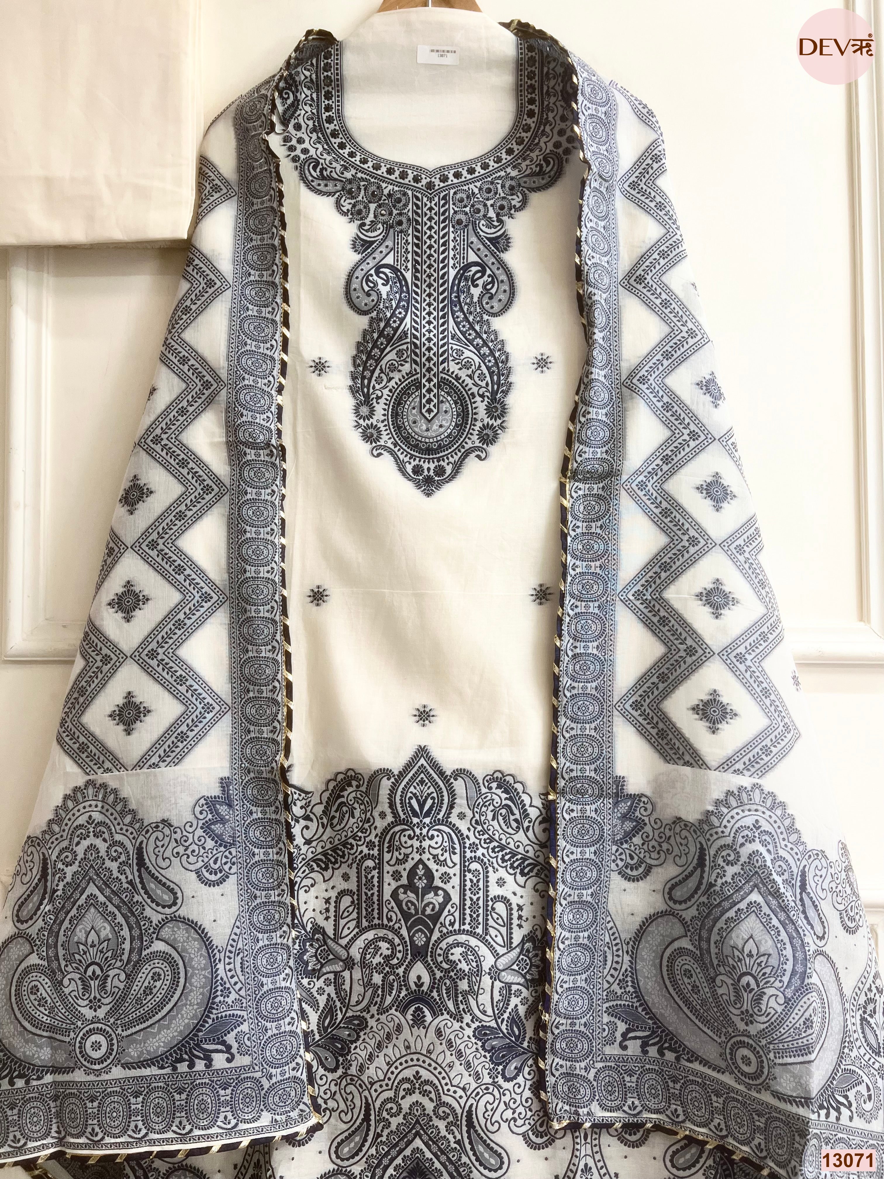 Off White Jamdani Cotton Printed Unstitched 3-Piece Suit (Devri – D.No 13071)