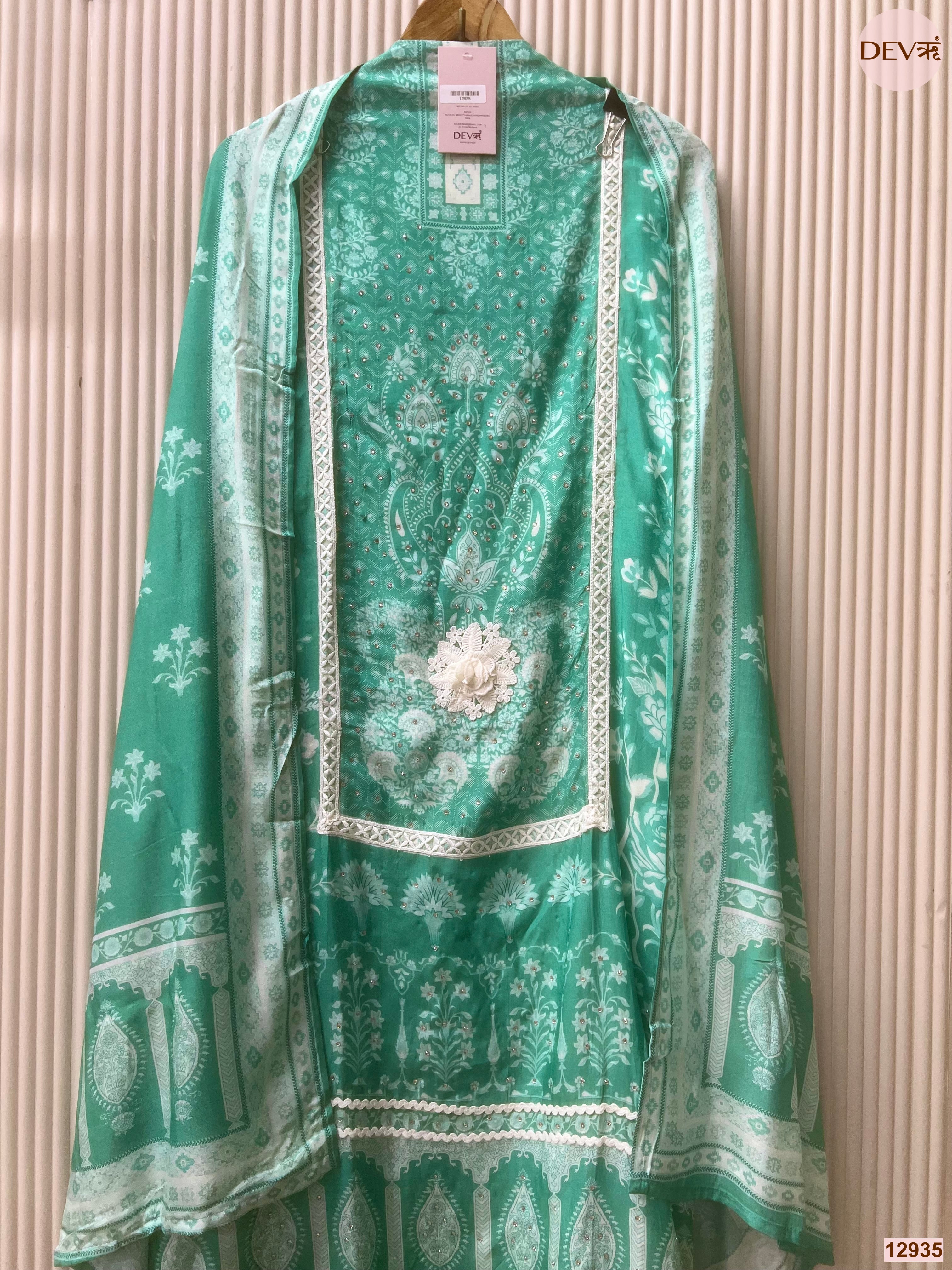 Green Muslin Printed Unstitched 3-Piece Suit (Devri – D.No 12935)