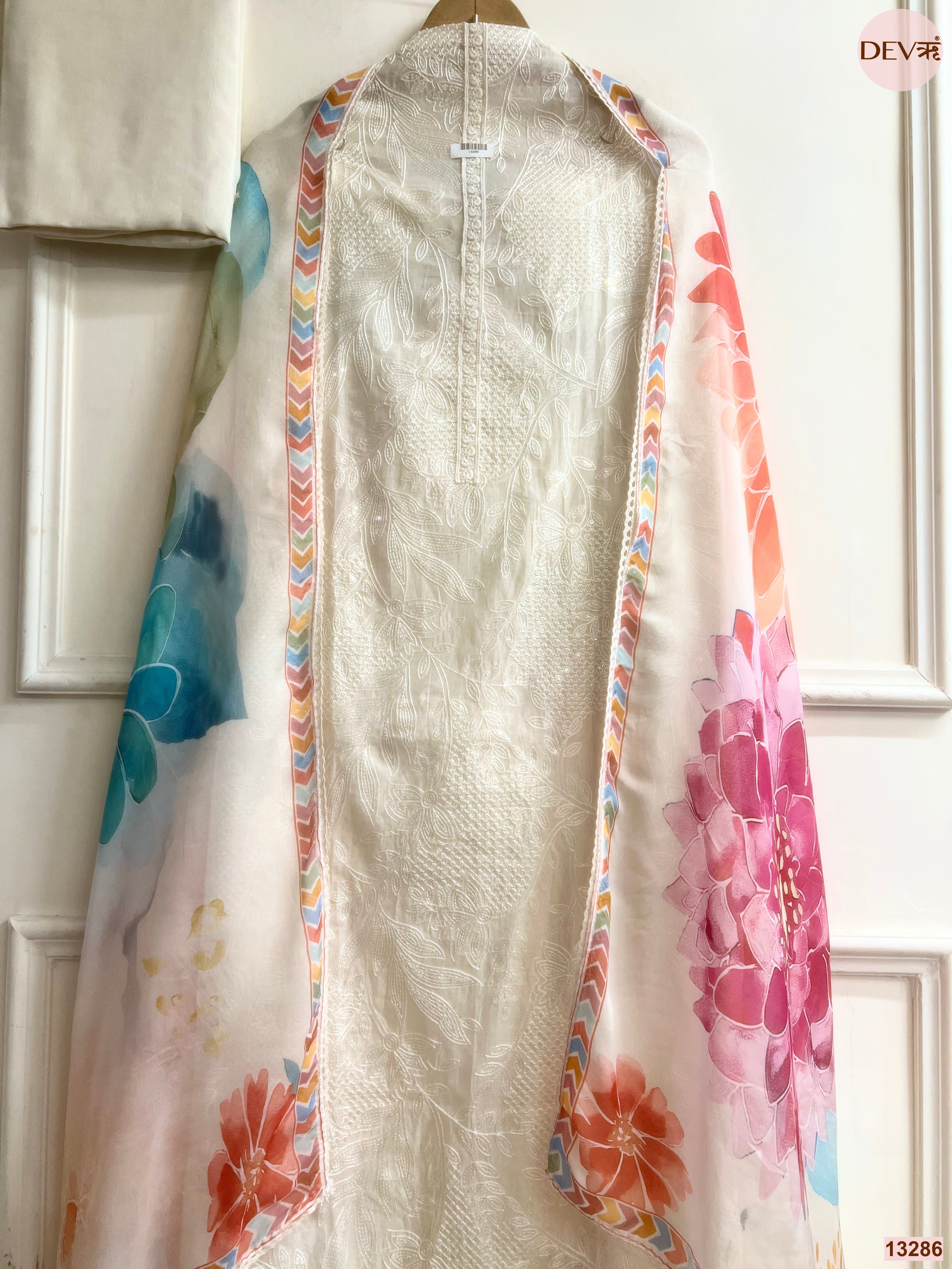 Cream Mul Cotton Embroidered Unstitched 3-Piece Suit (Devri – D.No 13286)