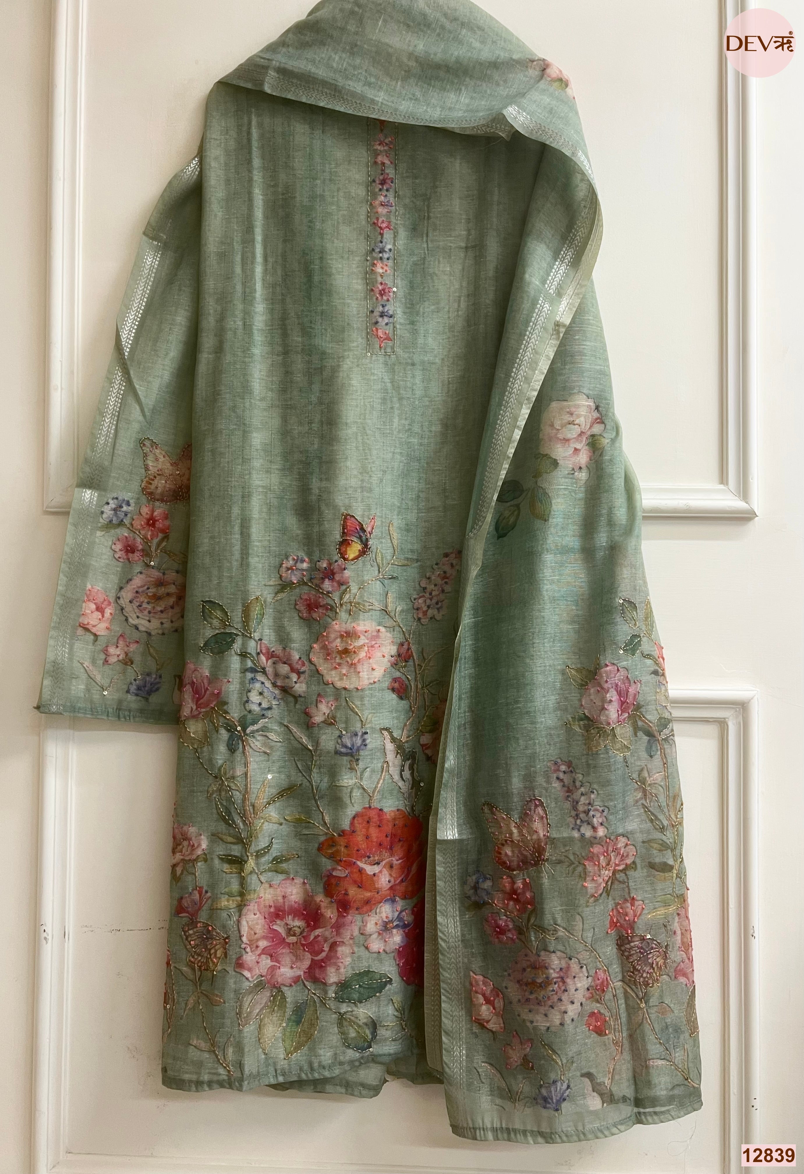 Green Mul Chanderi Embroidered Unstitched 3-Piece Suit (Devri – D.No 12839)