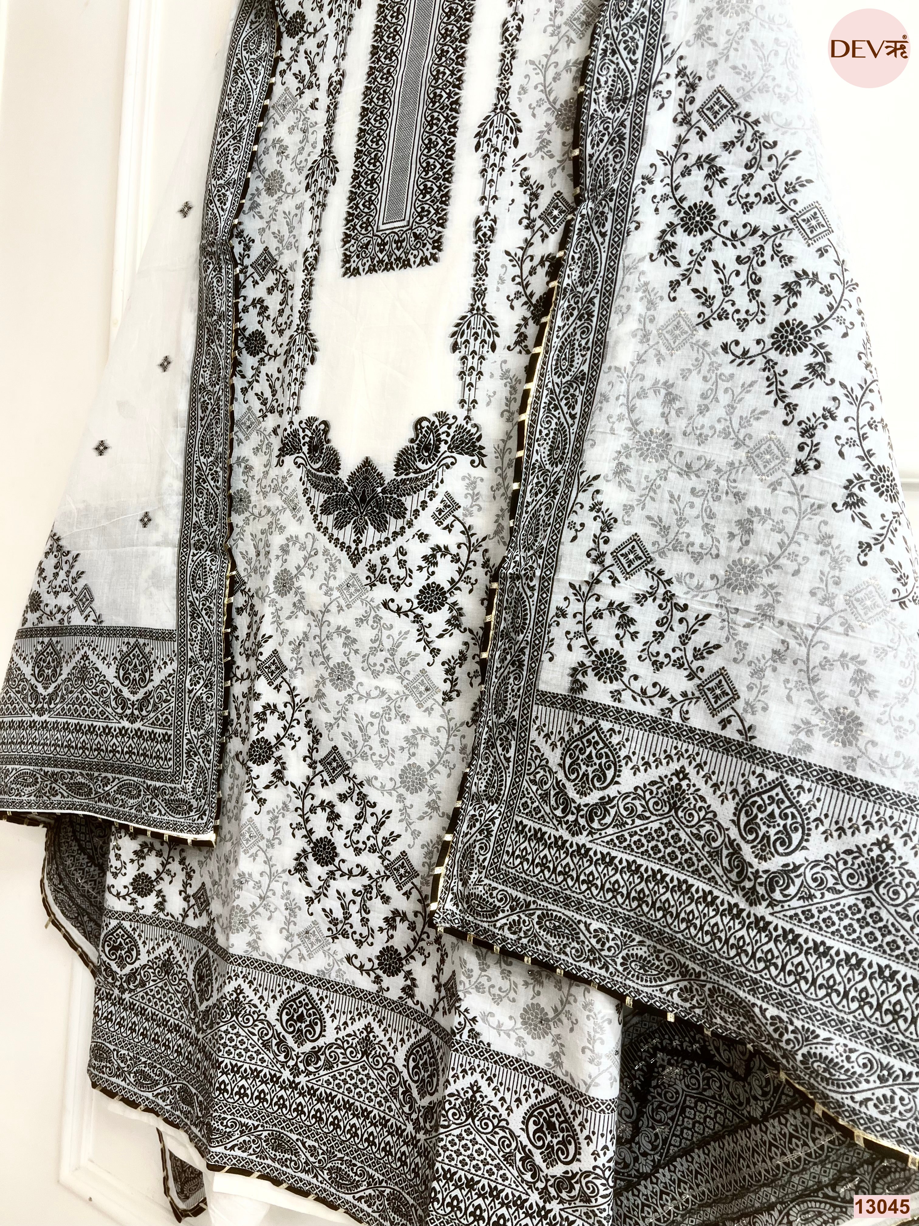 White Cotton Jamdani Printed Unstitched 3-Piece Suit (Devri – D.No 13045)