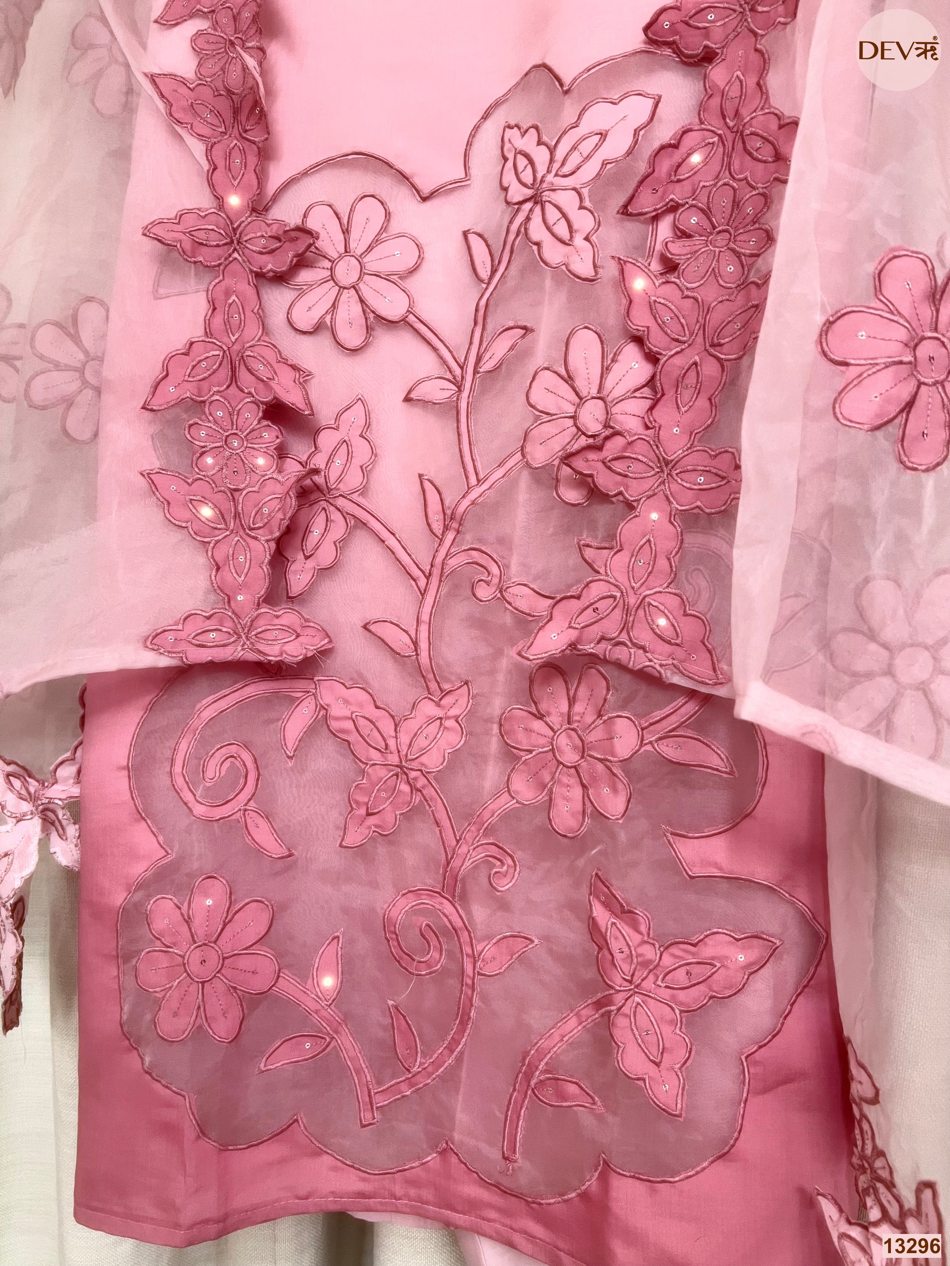 Pink Mul Chanderi Embroidered Unstitched 3-Piece Suit (Devri – D.No 13296)