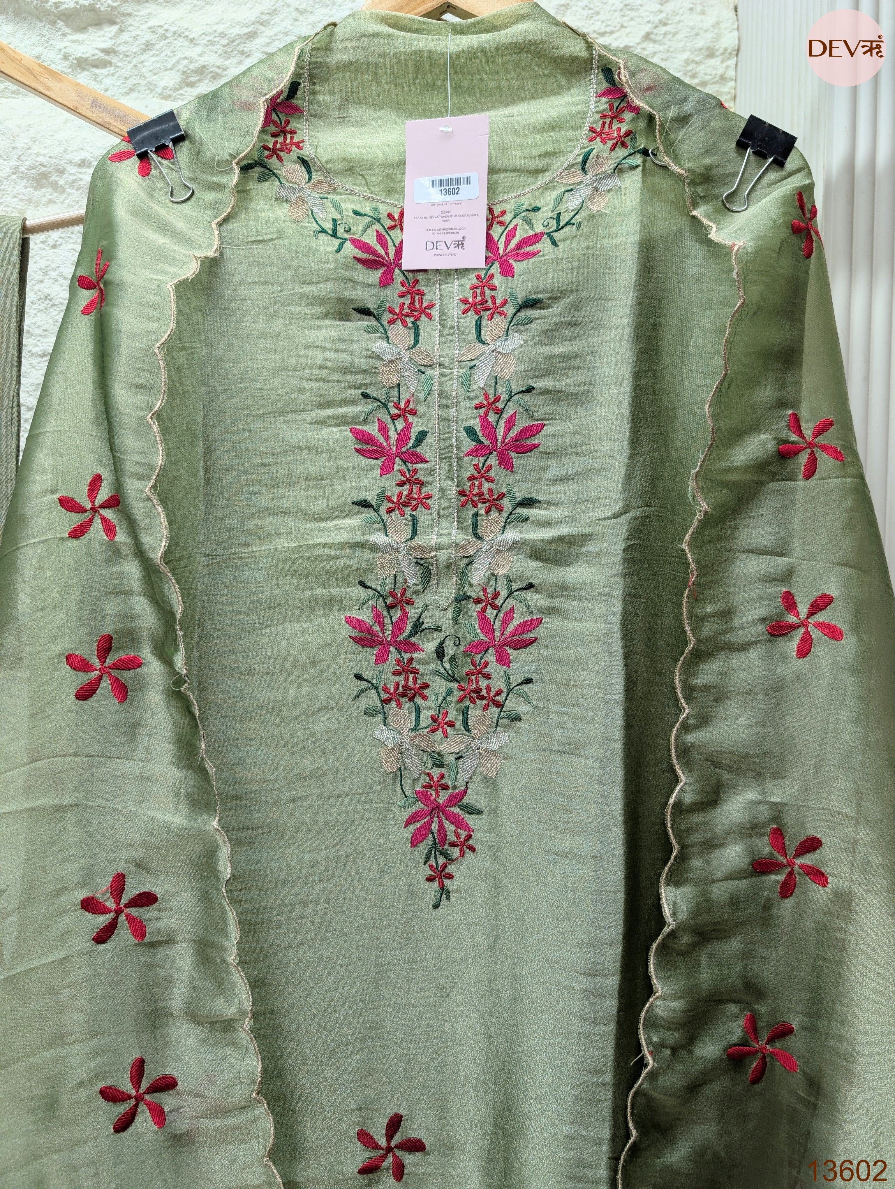 Sage Crush Tissue Silk Embroidered Unstitched 3-Piece Suit (Devri – D.No 13602)