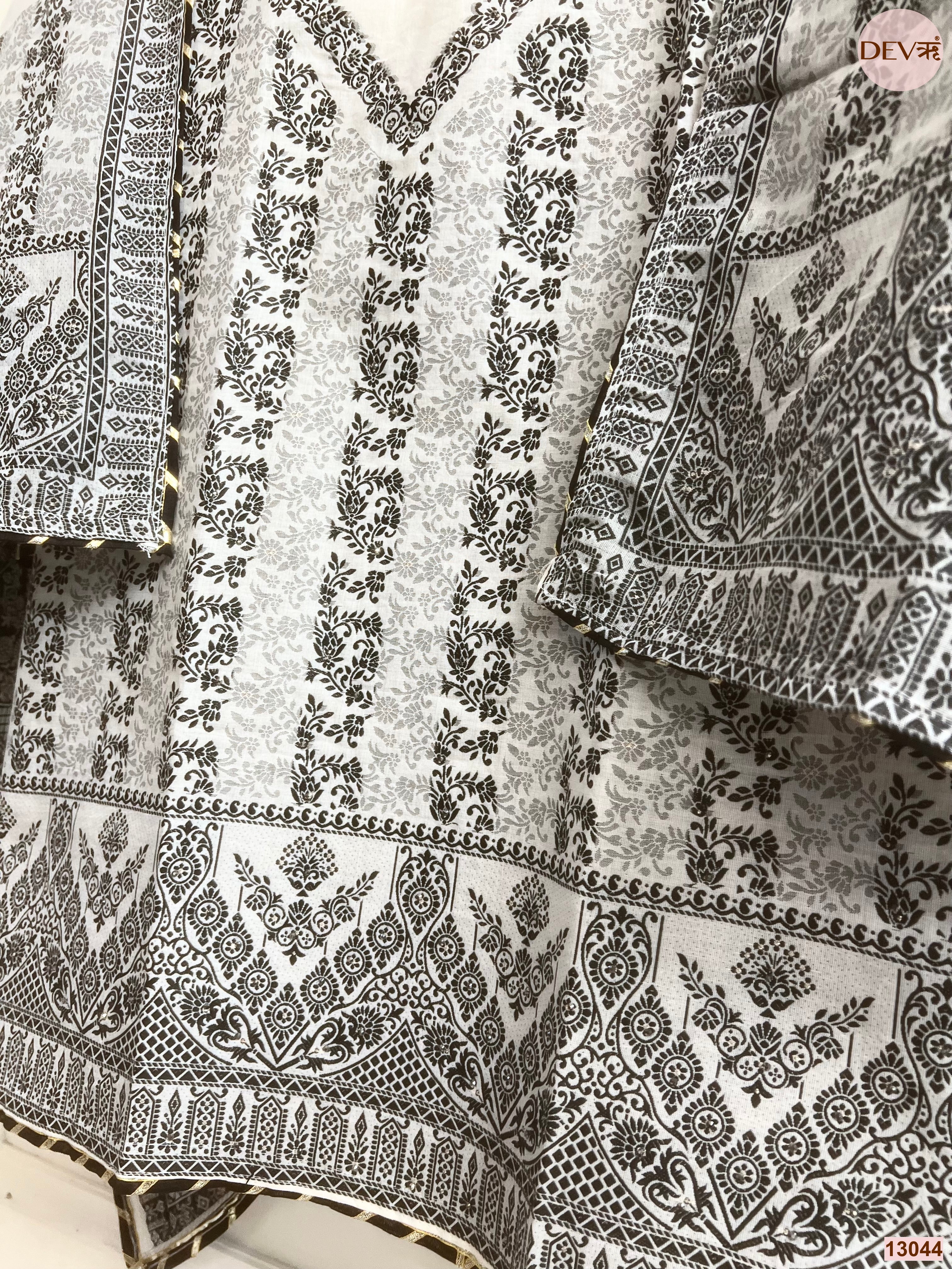 Off White Cotton Jamdani Printed Unstitched 3-Piece Suit (Devri – D.No 13044)