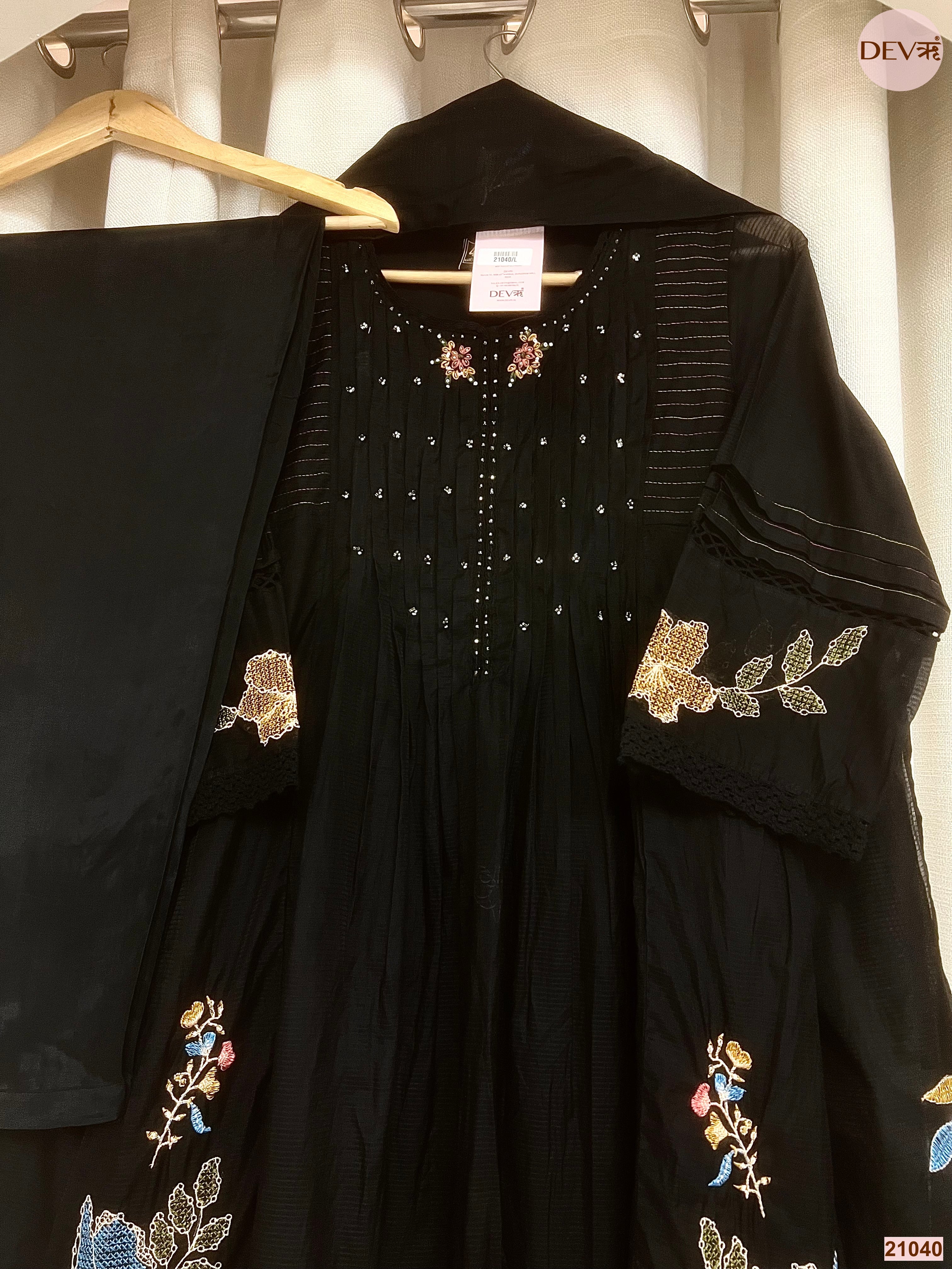 Zareen Net Chanderi Embroidered Black 3-Piece Set (Devri – D.No 21040)