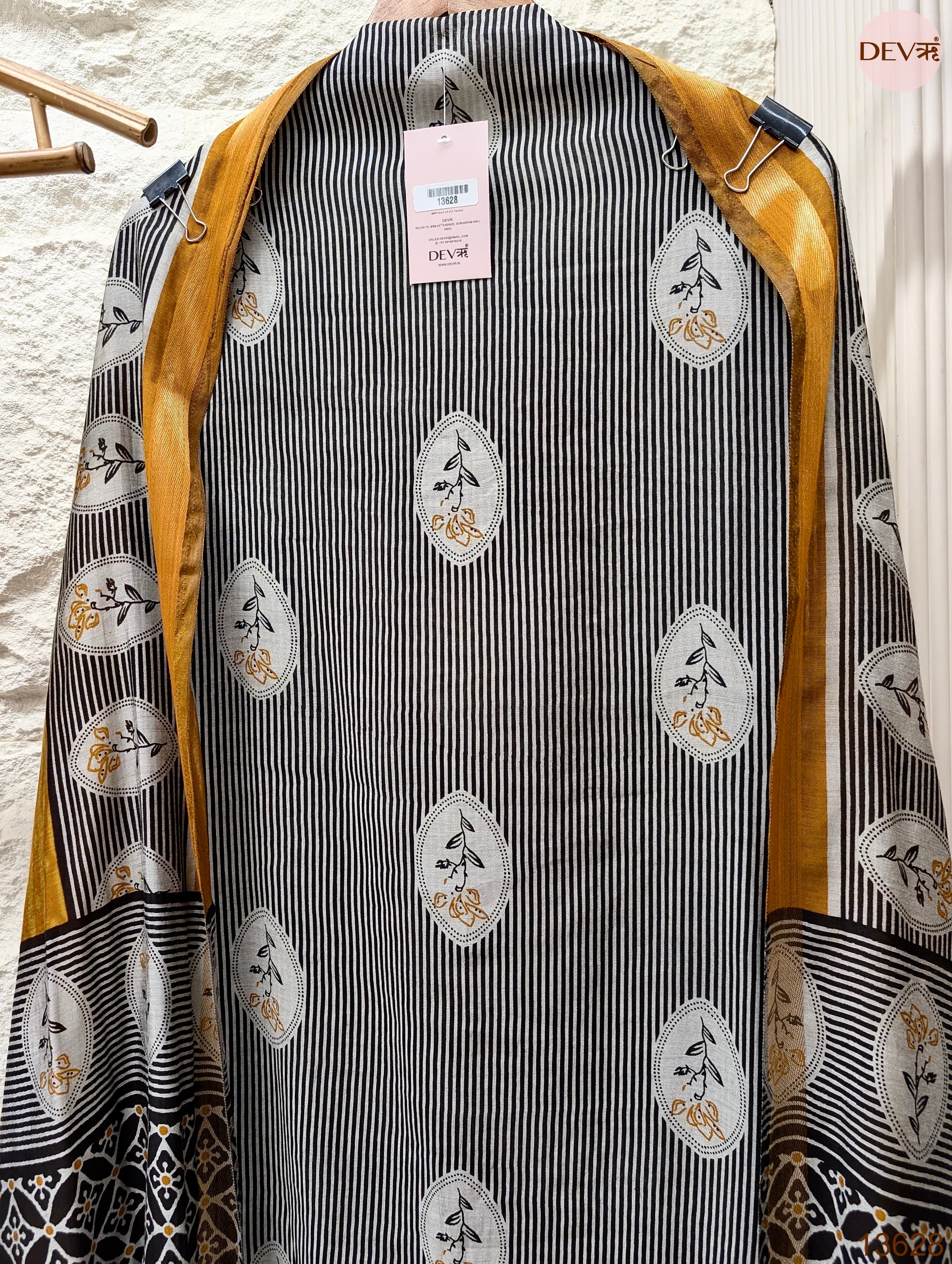 Black Maheshwari Silk Printed Unstitched 3-Piece Suit (Devri – D.No 13628)